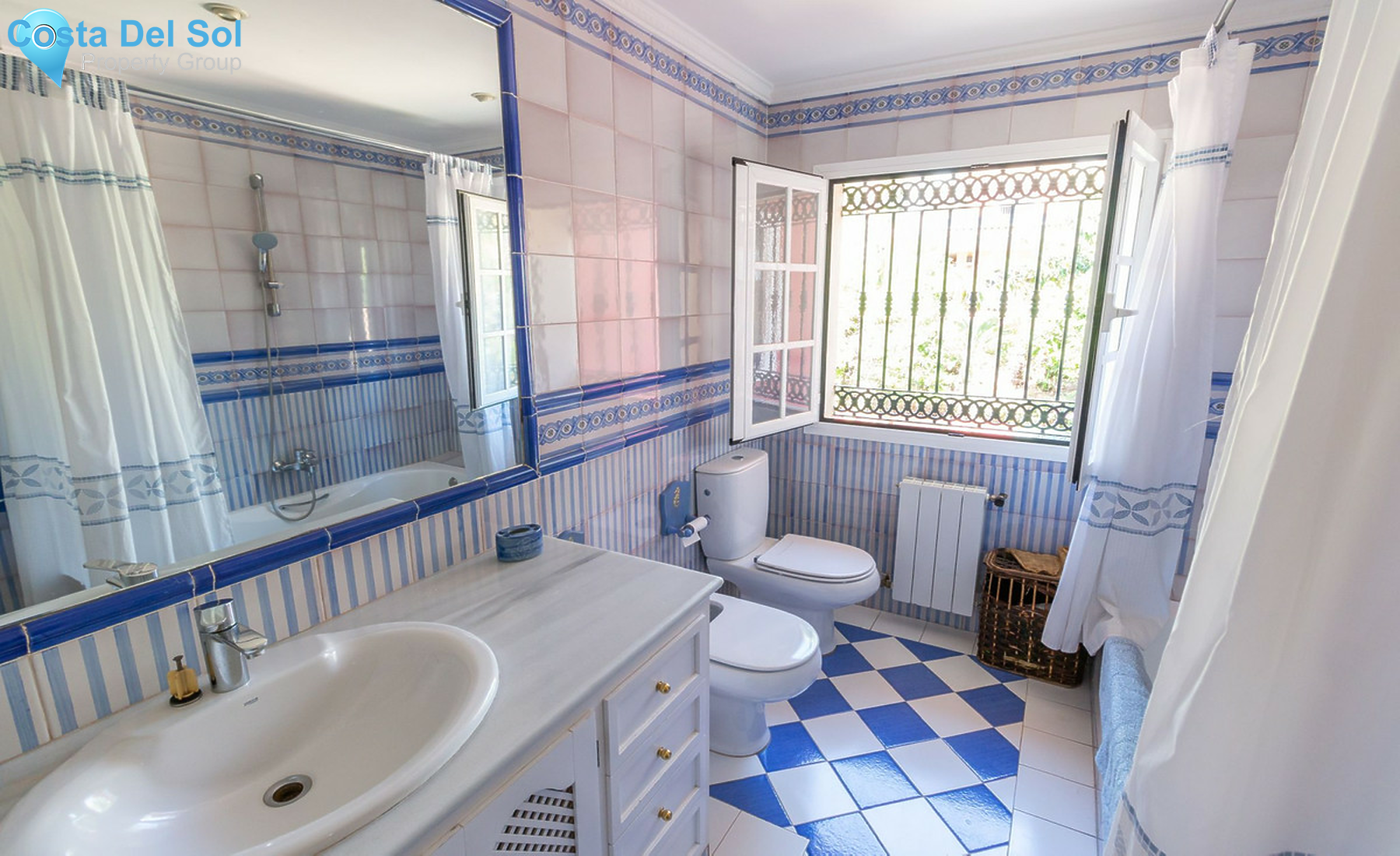 Detached Villa in Marbella-727265