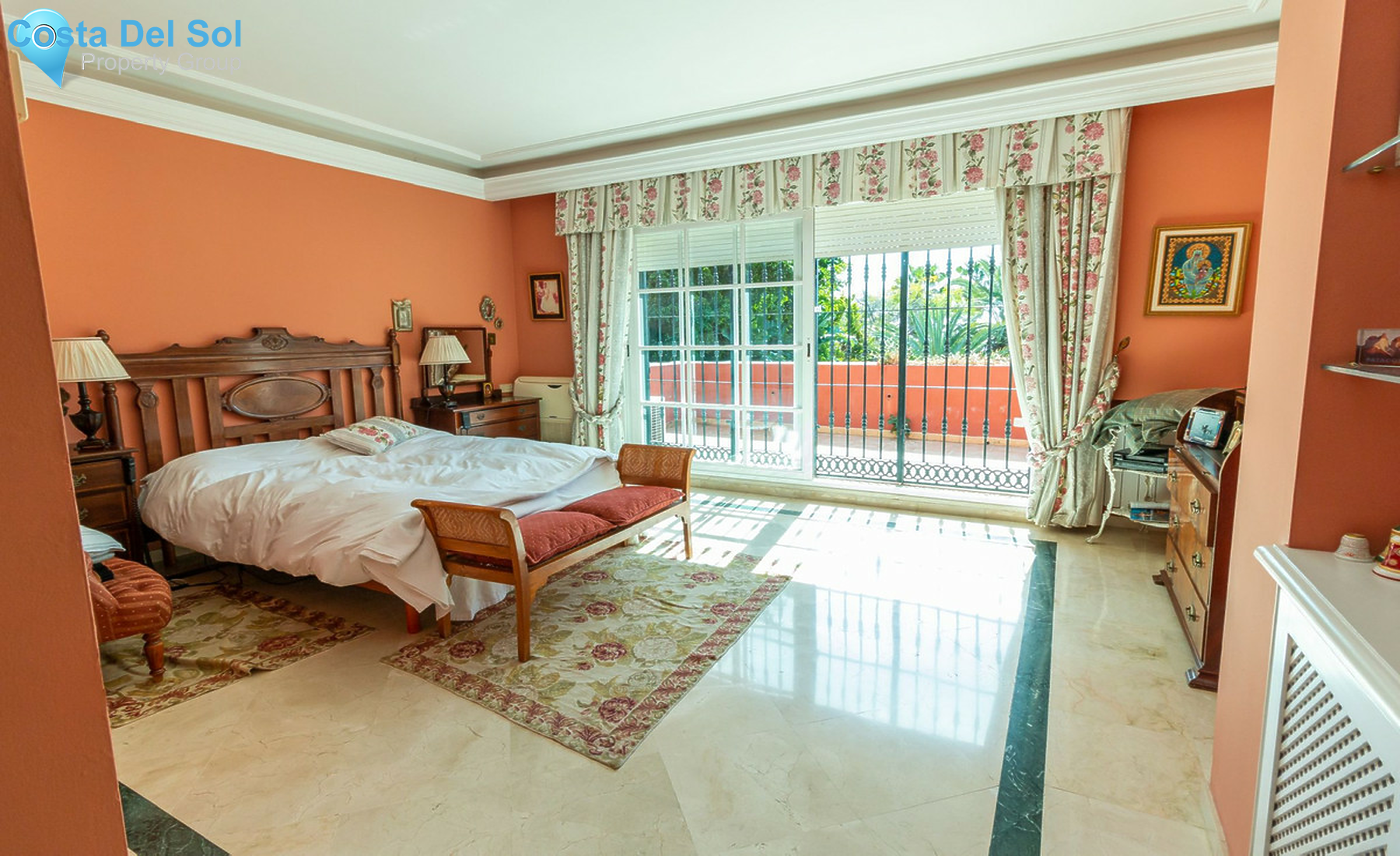 Detached Villa in Marbella-727268