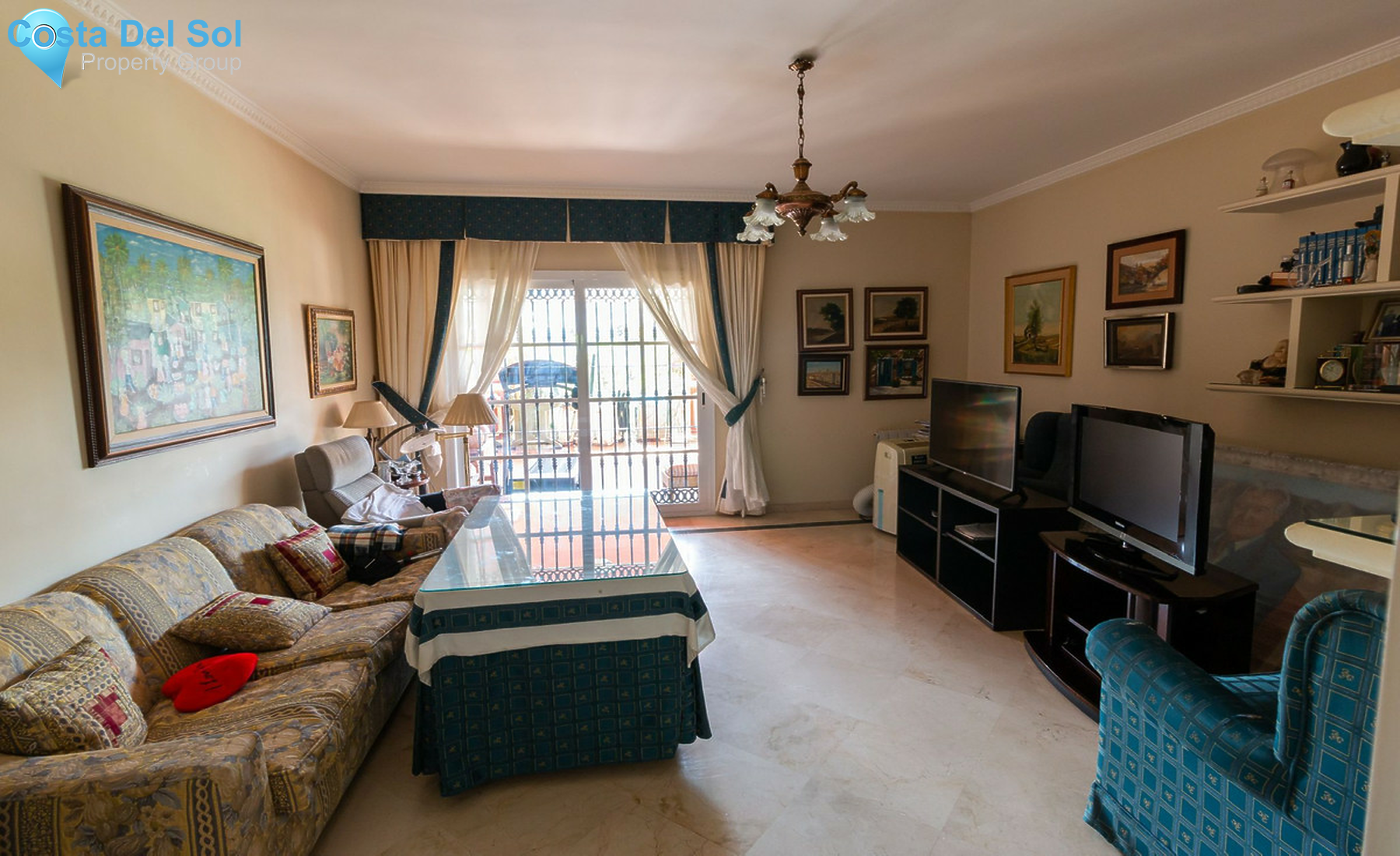Detached Villa in Marbella-727256