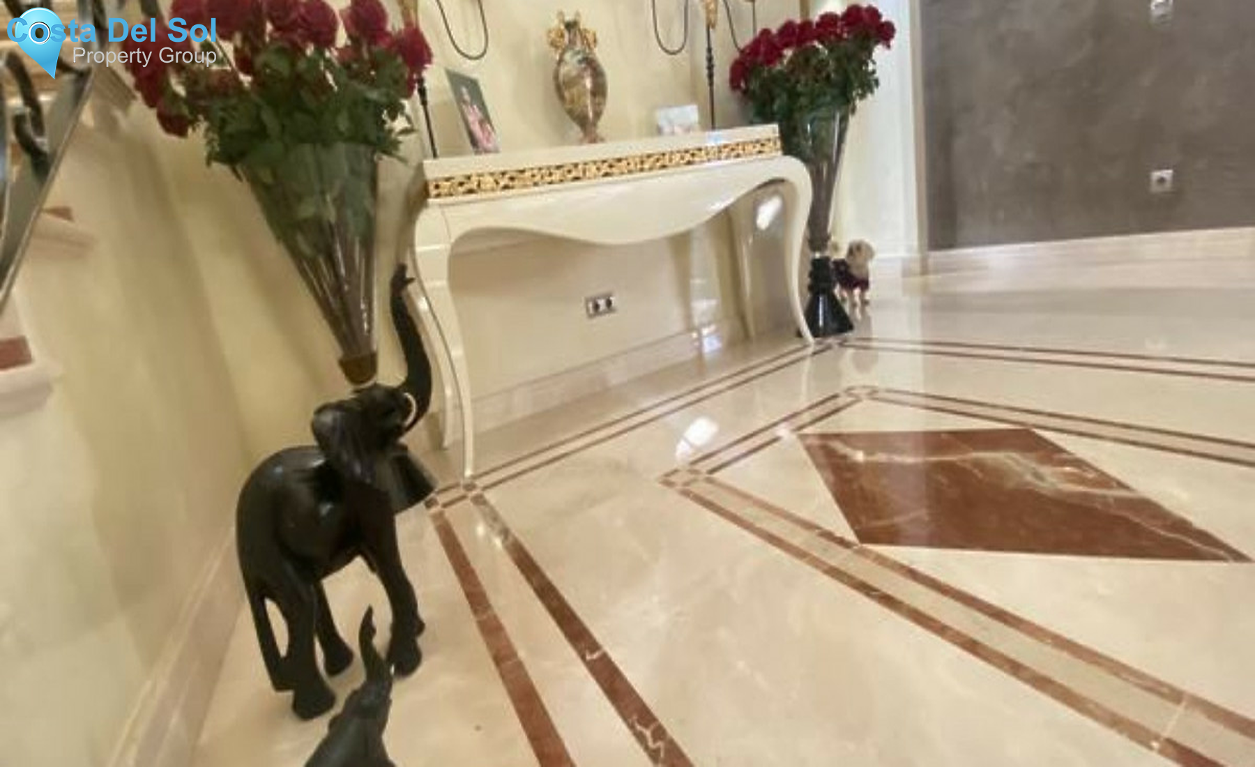 Detached Villa in Marbella-689607