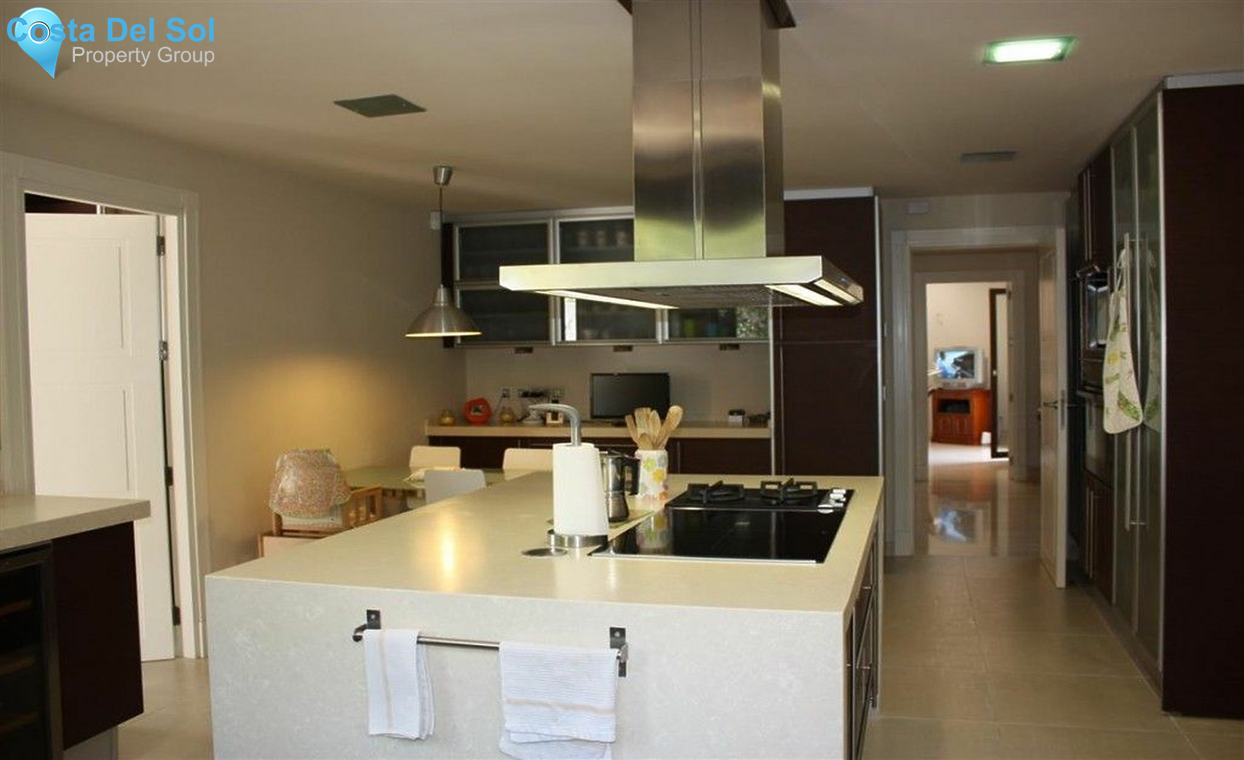 Detached Villa in Marbella-1137758