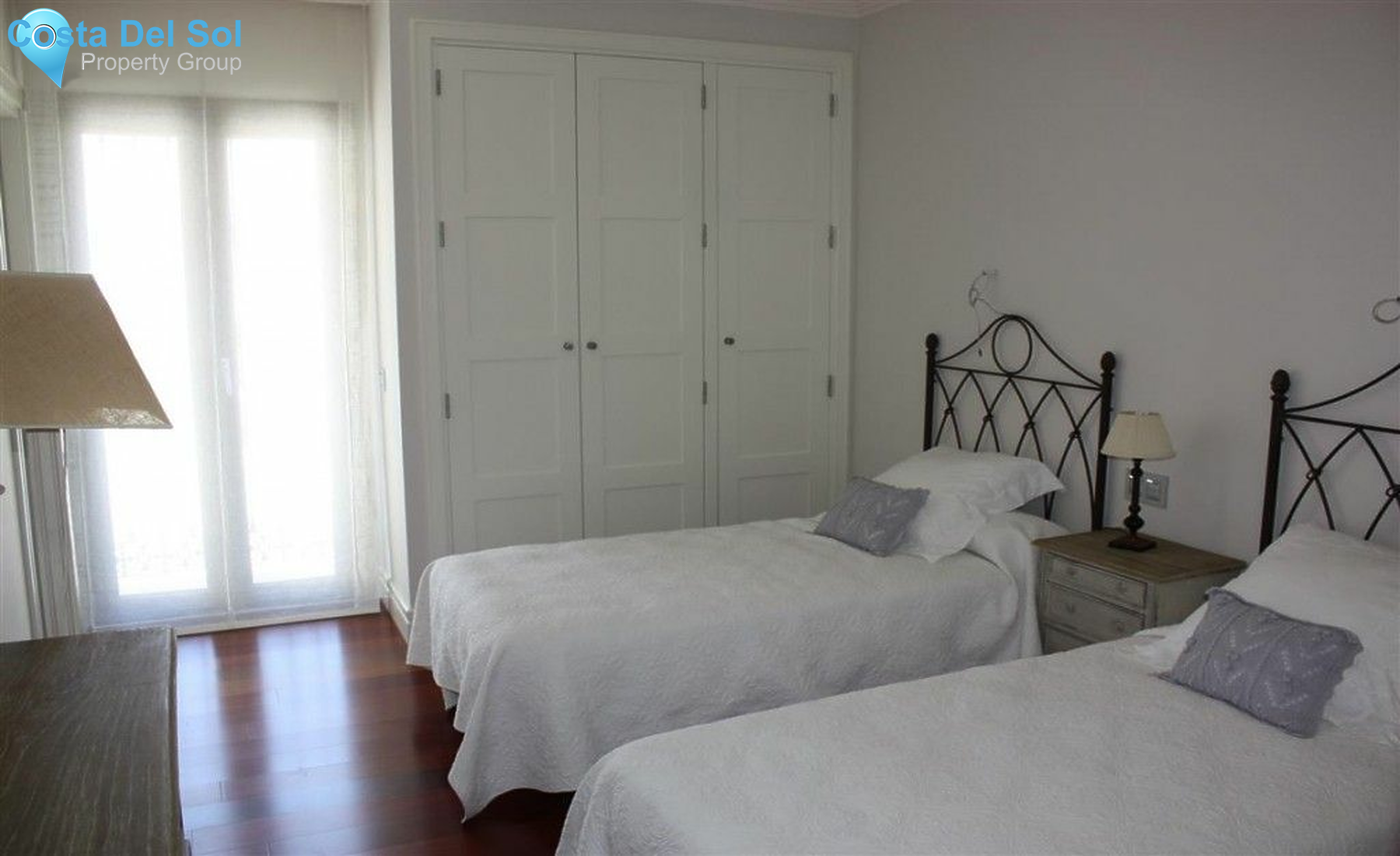 Detached Villa in Marbella-1137765