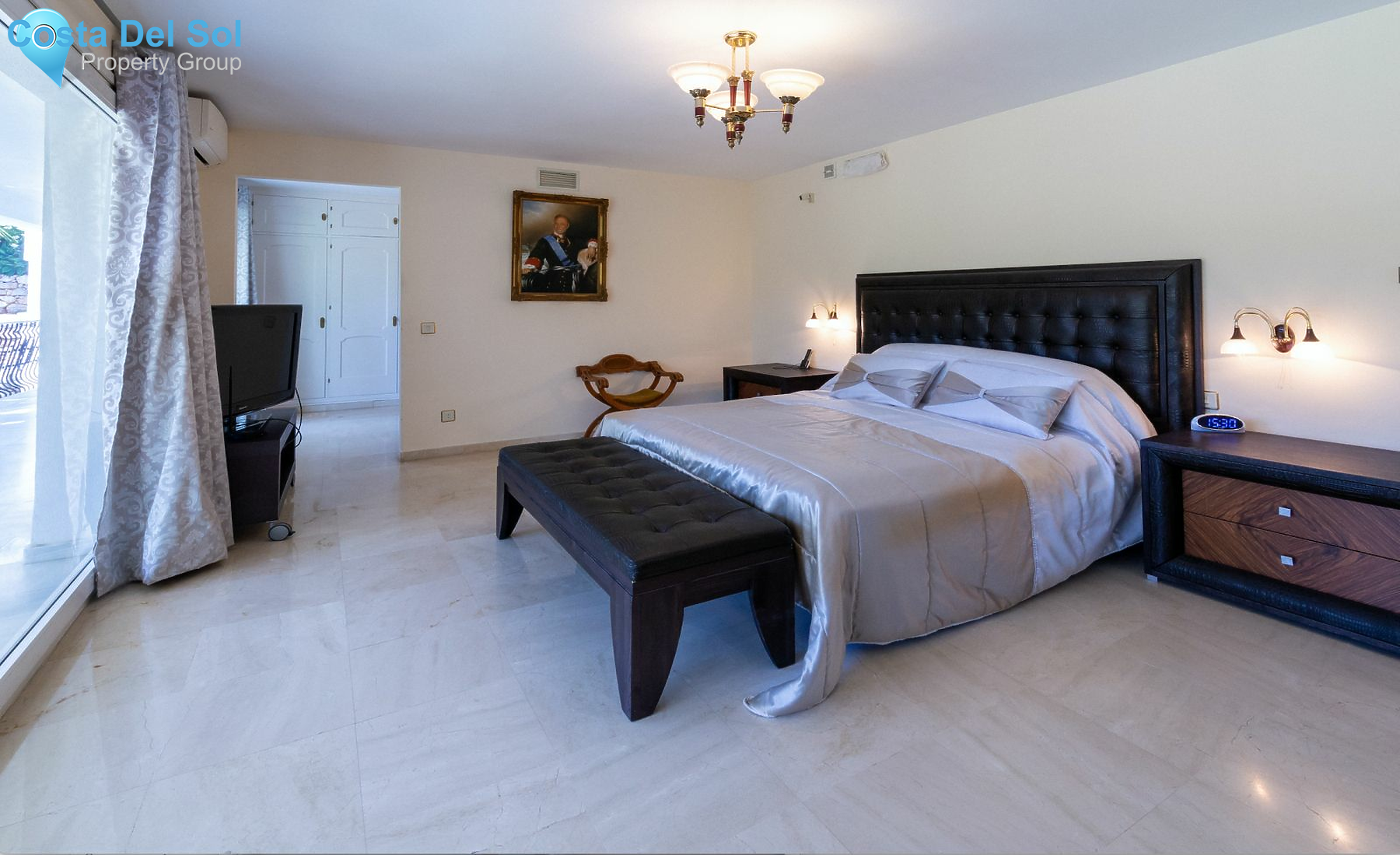 Detached Villa in Sierra Blanca-1180146