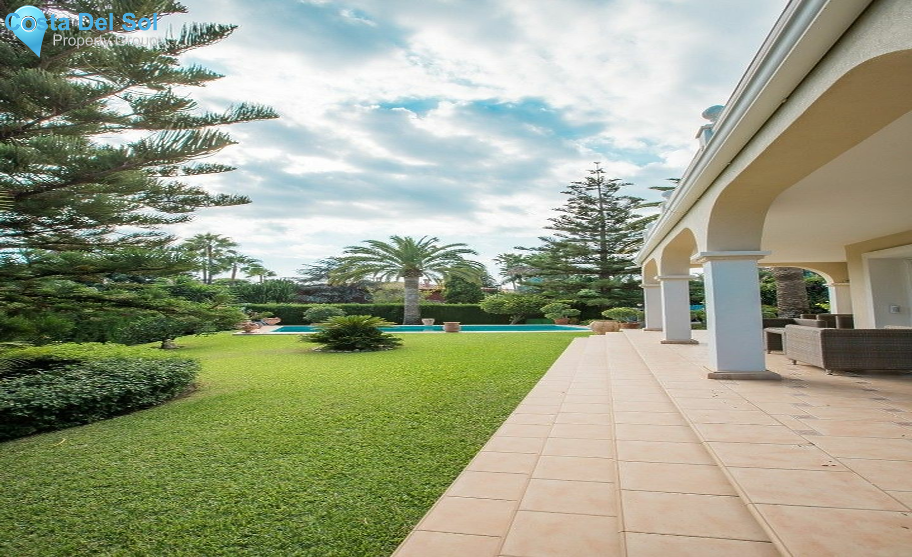 Detached Villa in Marbella-1188764