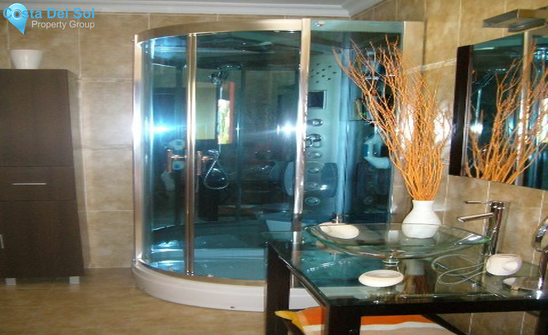 Detached Villa in Marbella-1210154