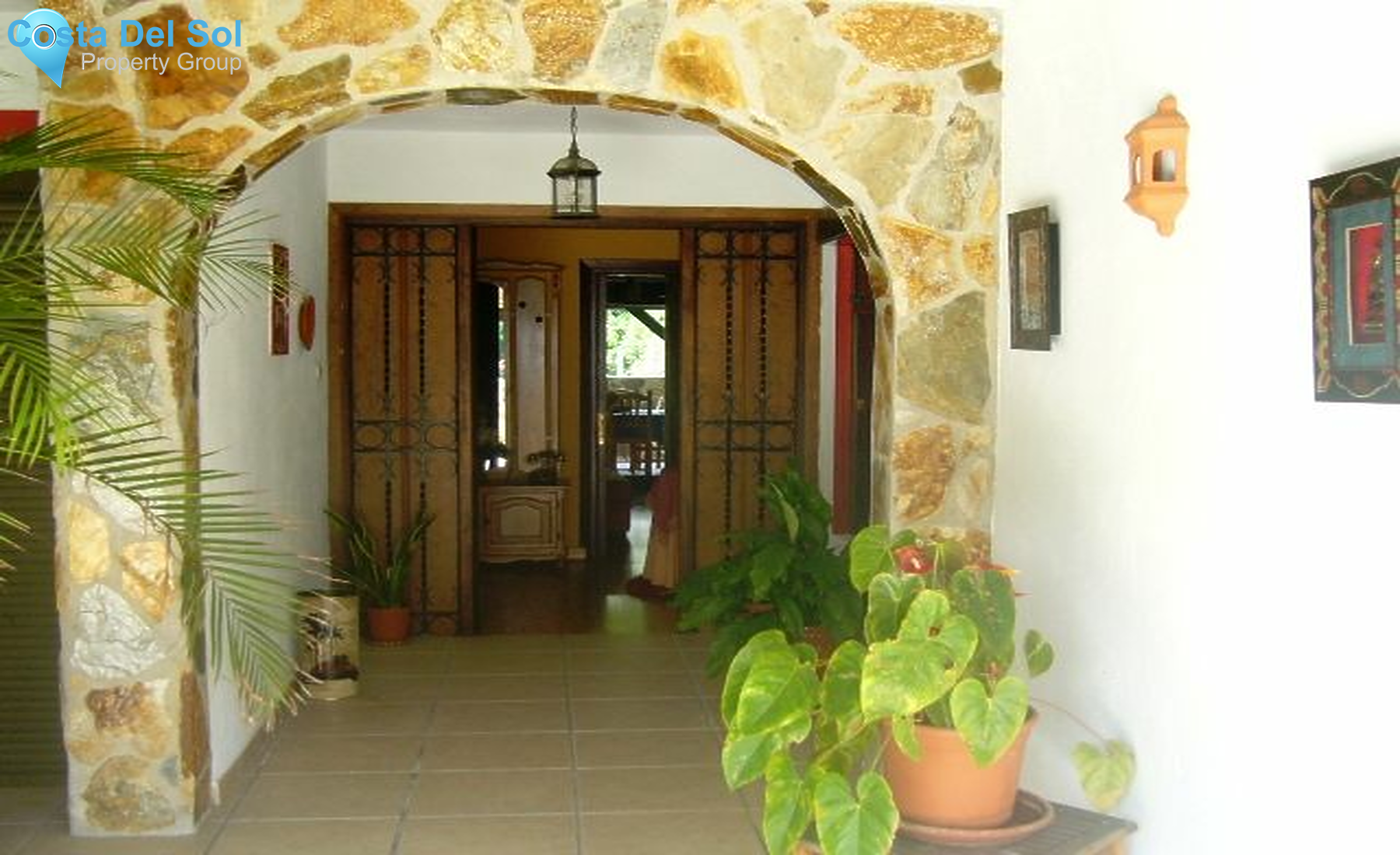 Detached Villa in Marbella-1210158
