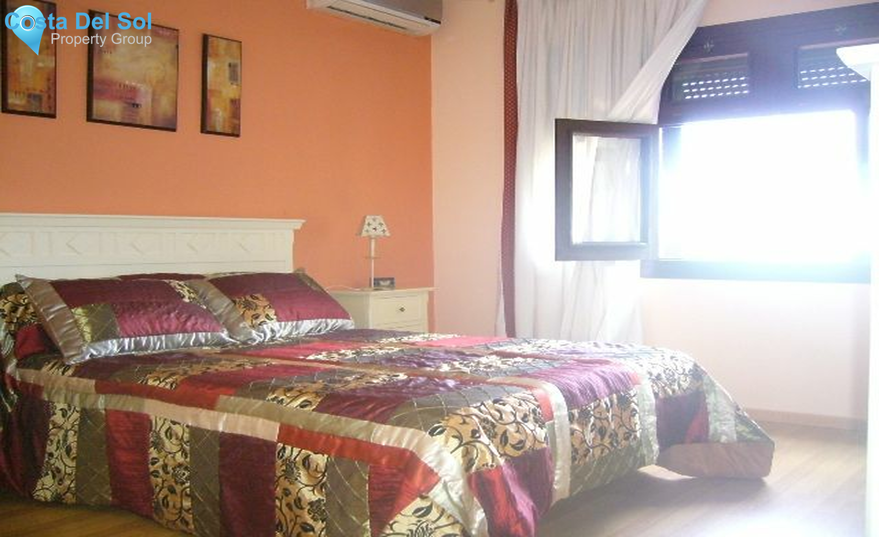 Detached Villa in Marbella-1210146