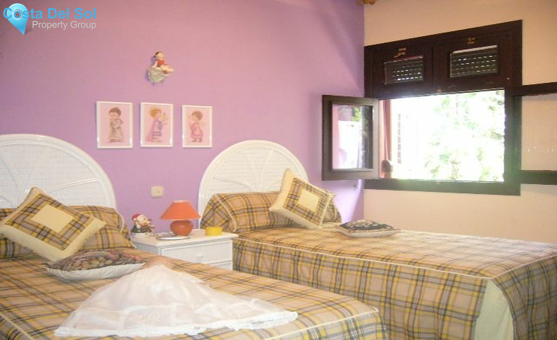 Detached Villa in Marbella-1210148