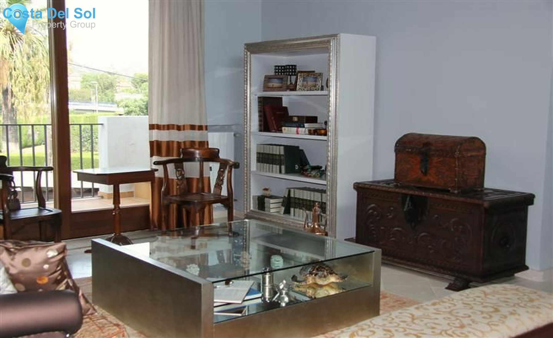 Detached Villa in Marbella-1220685