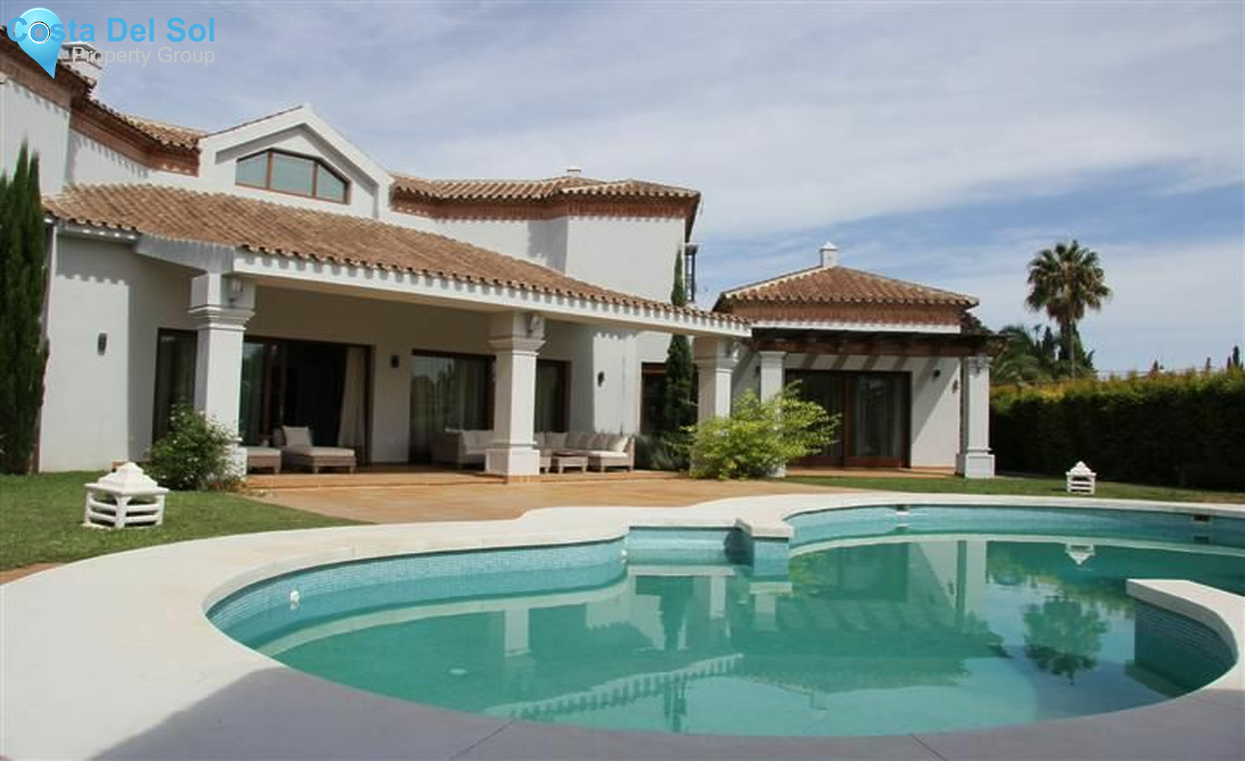 Detached Villa in Marbella-1220675
