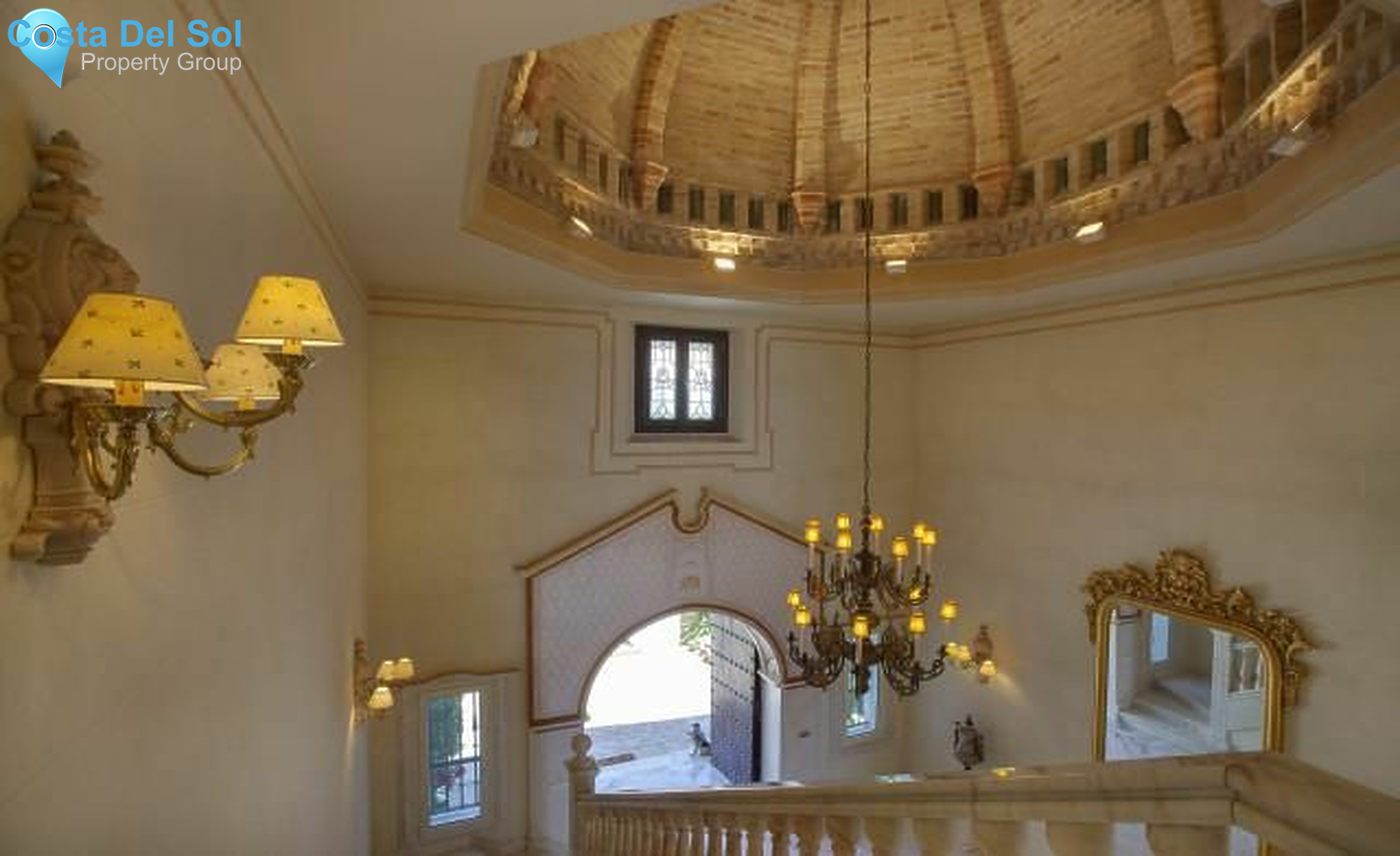 Detached Villa in Marbella-1223497