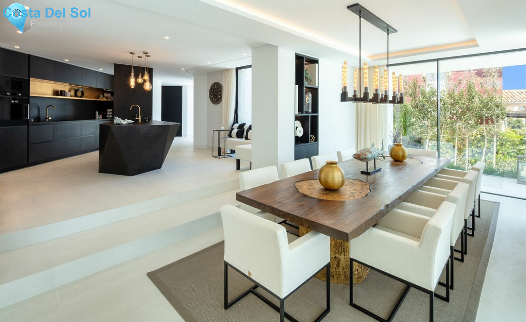 Detached Villa in Marbella-1388997