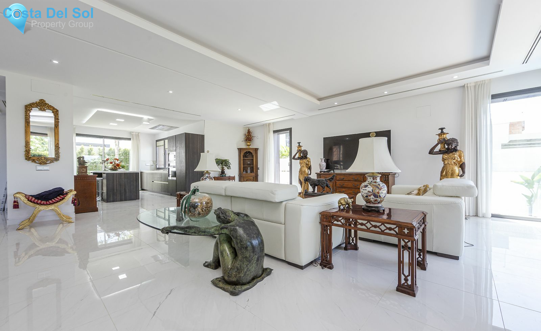 Detached Villa in Marbella-1400547