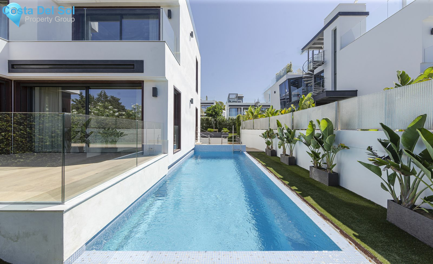 Detached Villa in Marbella-1400566