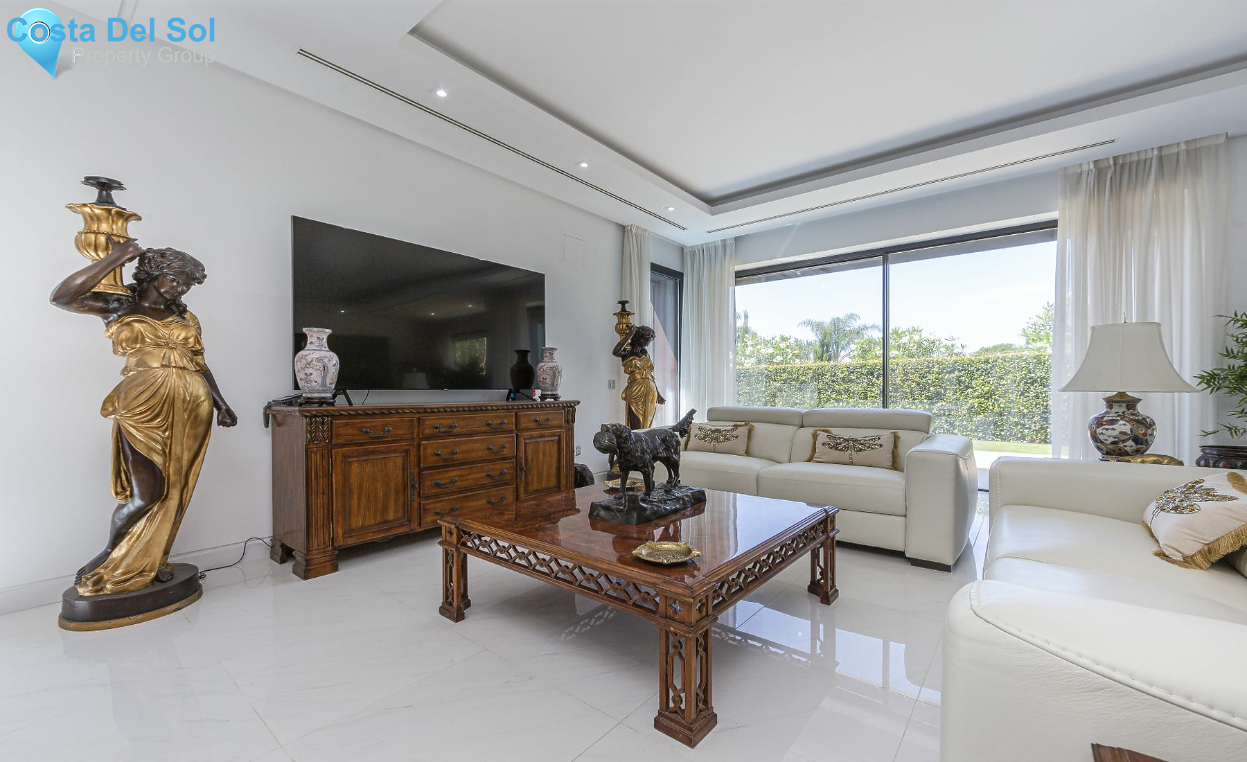 Detached Villa in Marbella-1400549
