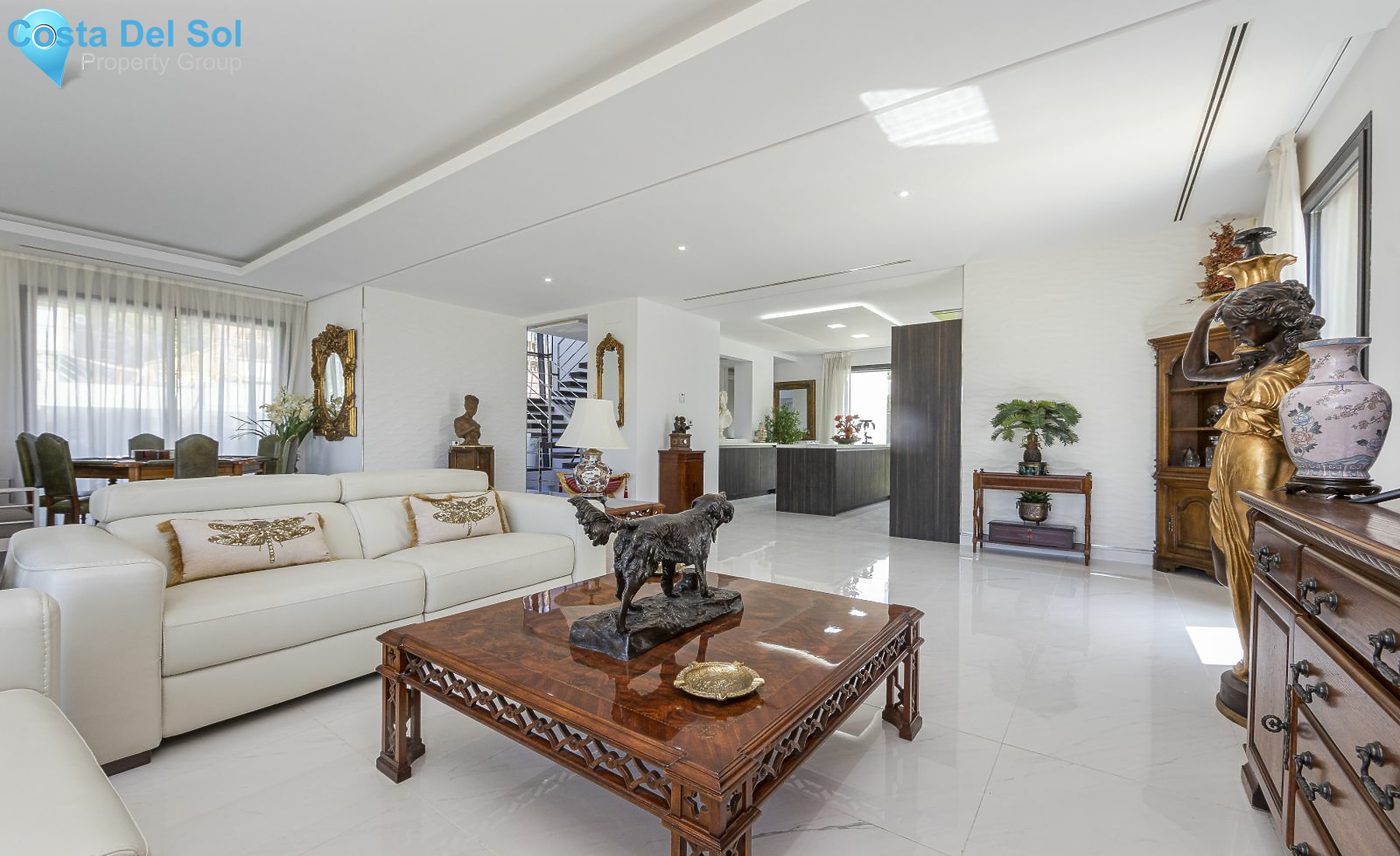 Detached Villa in Marbella-1400550