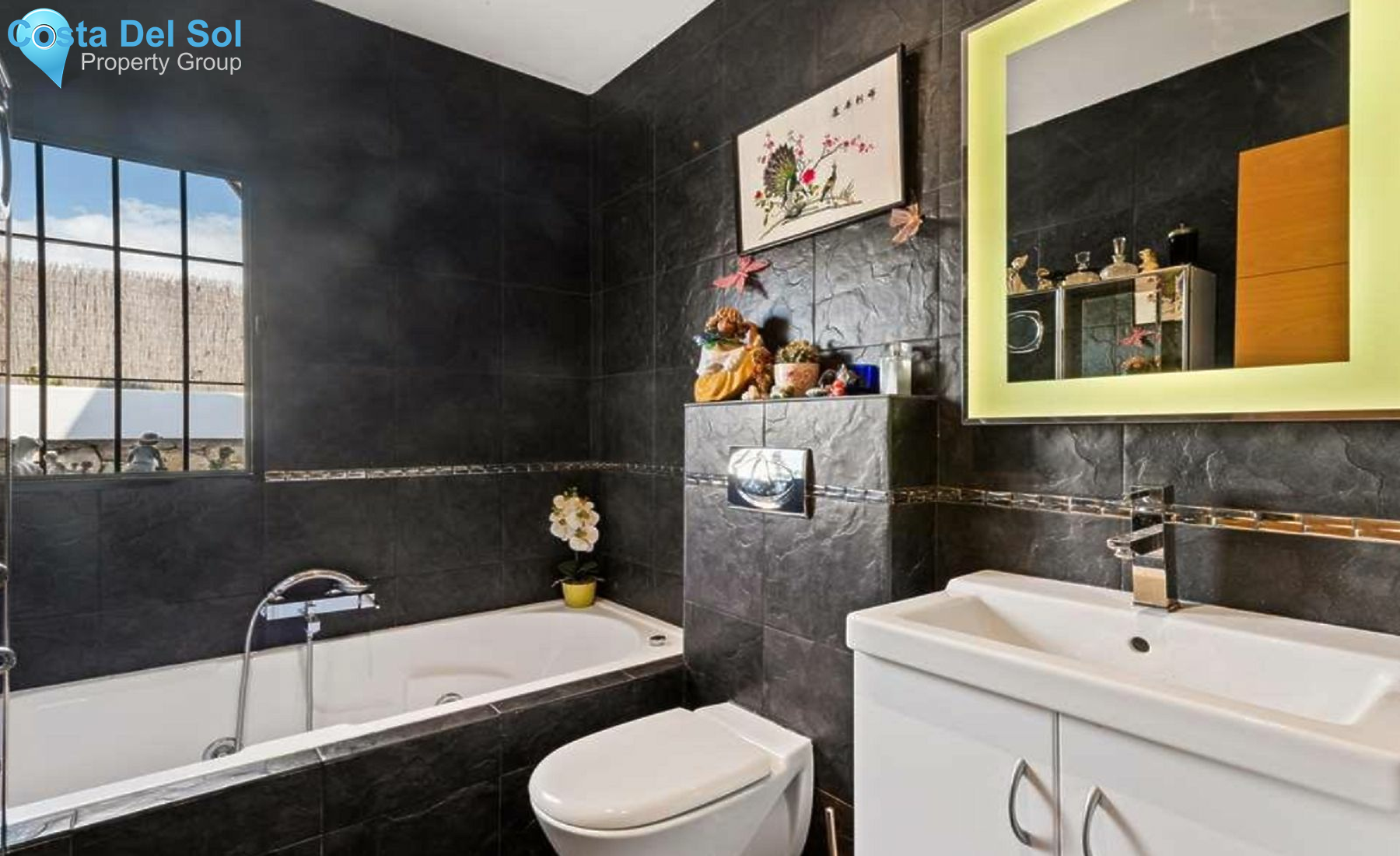 Detached Villa in Marbella-1420757