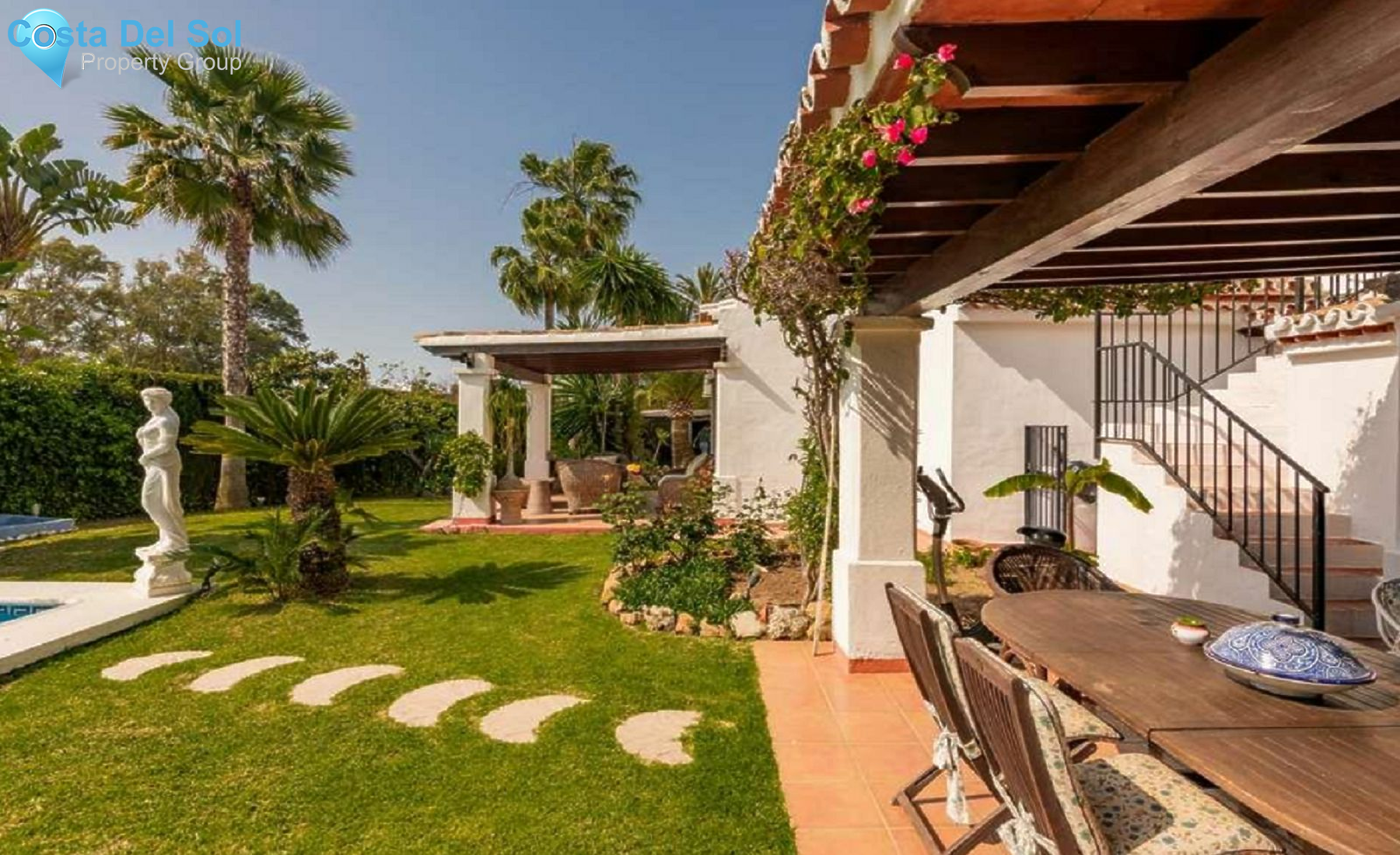 Detached Villa in Marbella-1420750