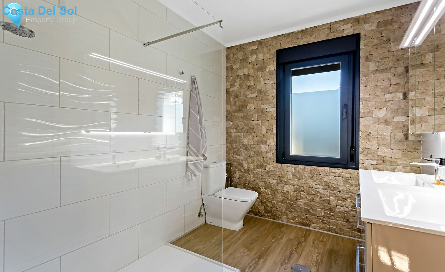 Detached Villa in Marbella-1420843