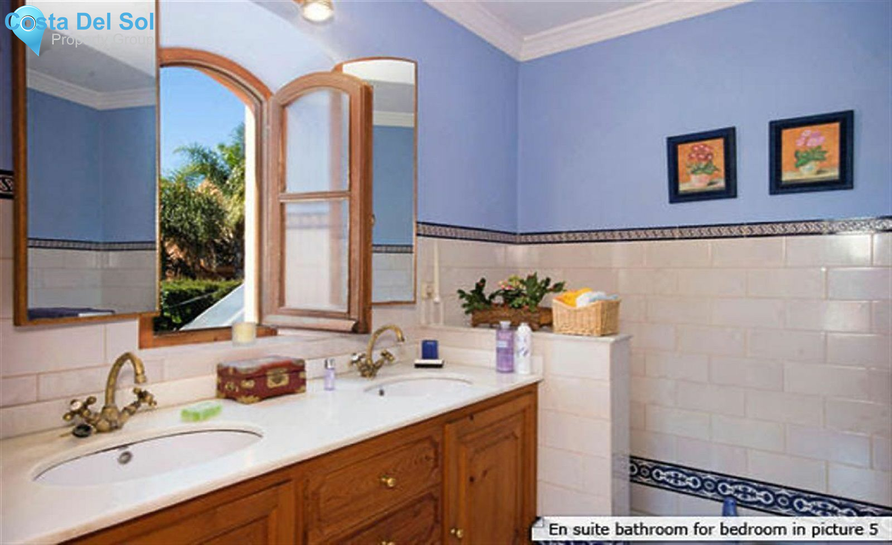 Detached Villa in Marbella-1444050