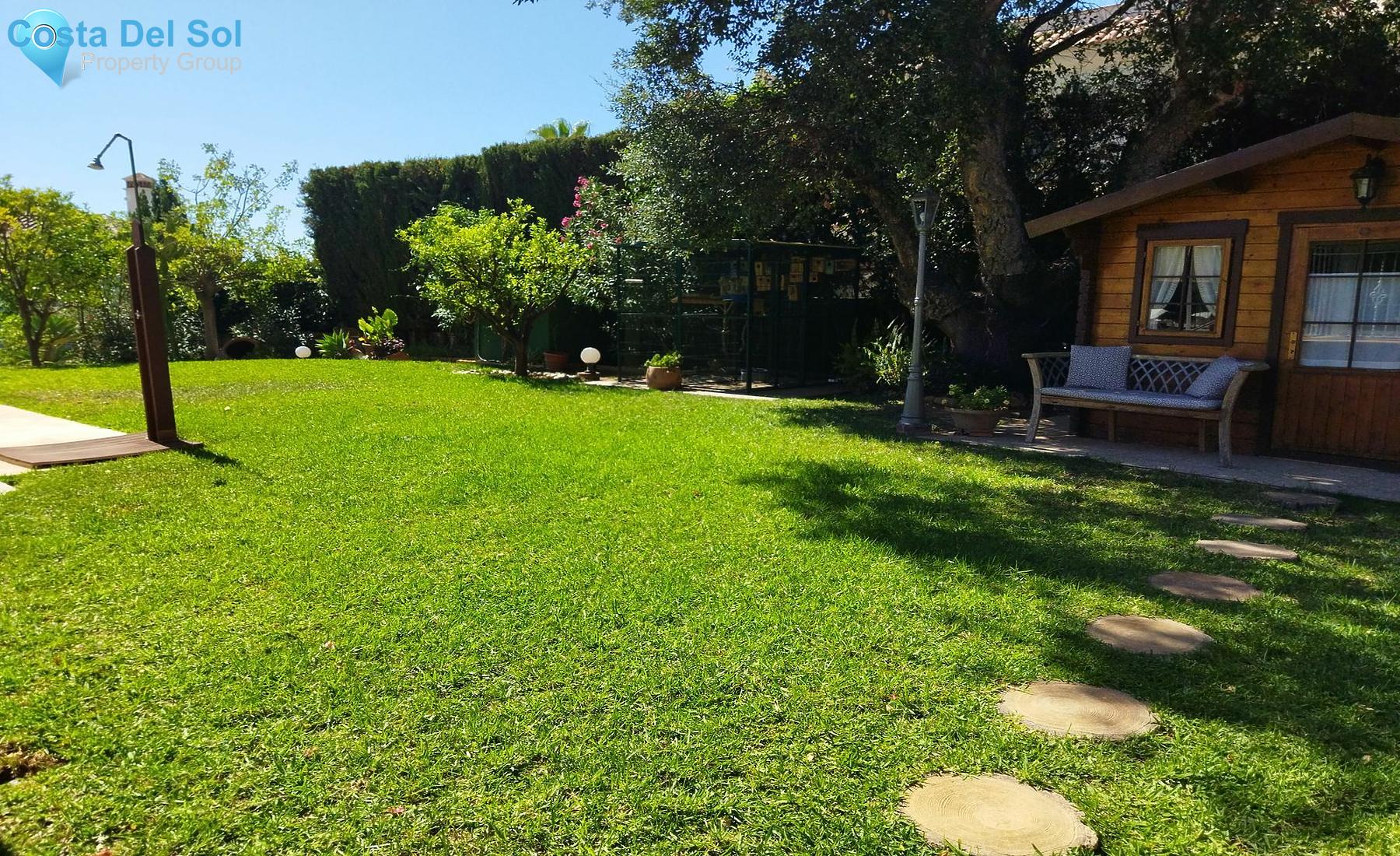Detached Villa in Marbella-1447041