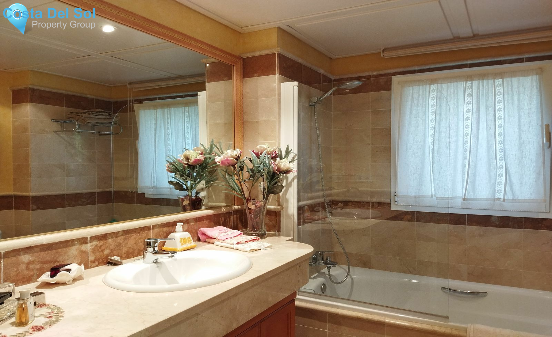 Detached Villa in Marbella-1447027