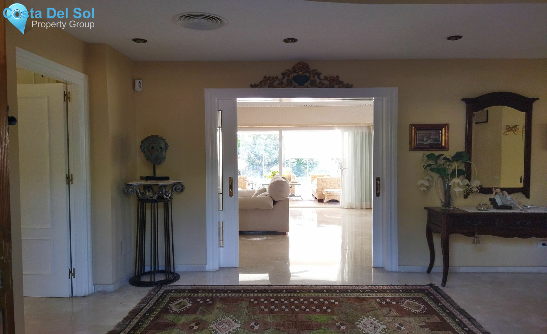 Detached Villa in Marbella-1447028
