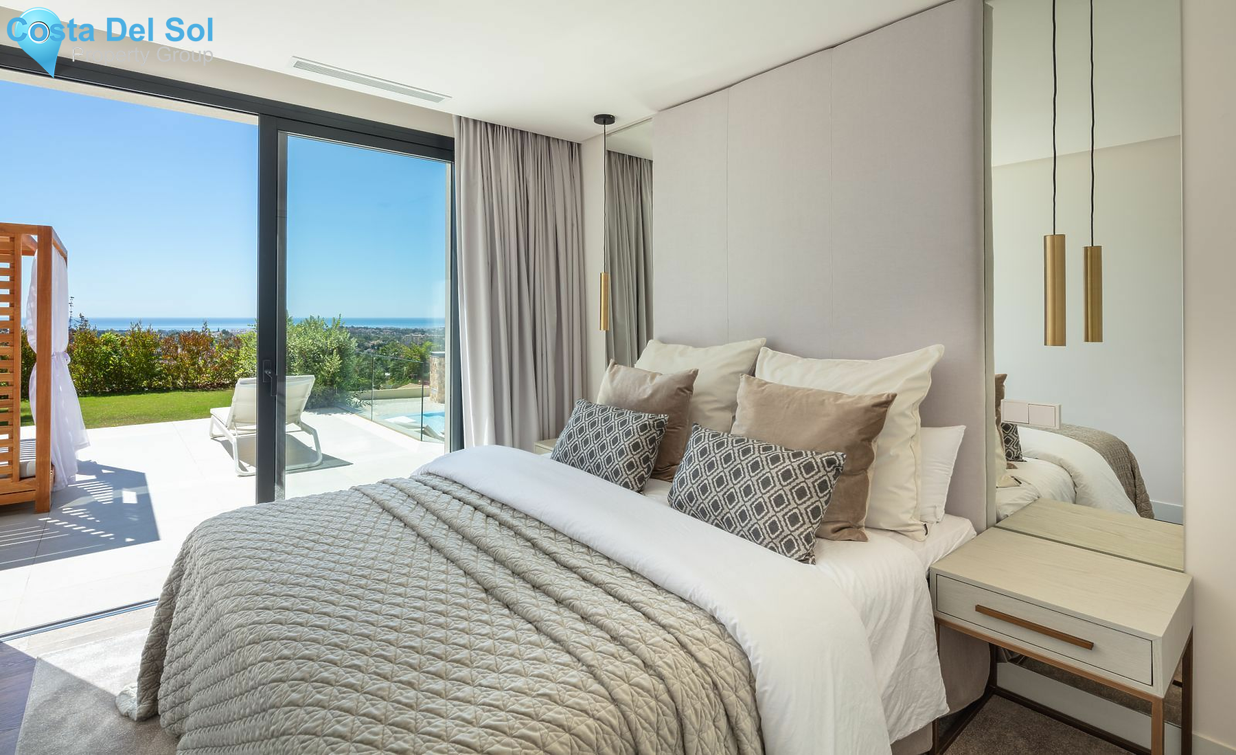 Detached Villa in Marbella-1449528