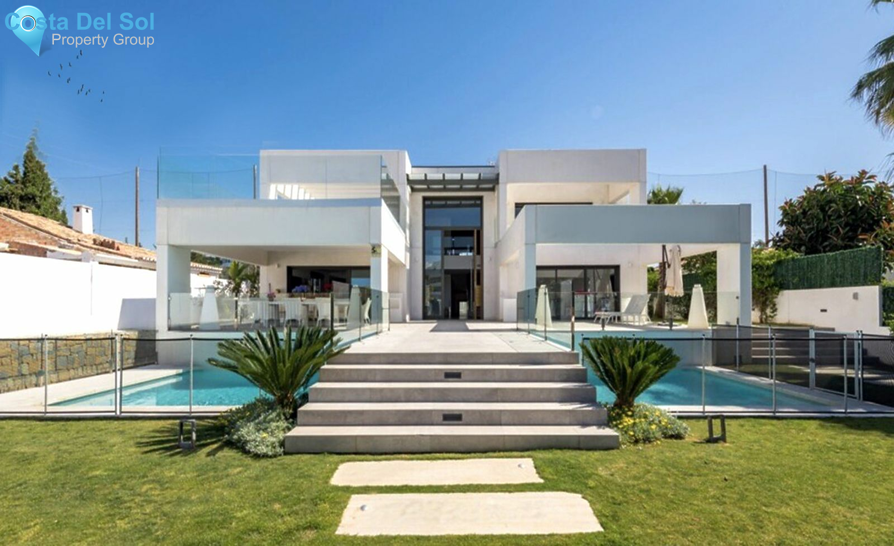 Detached Villa in Marbella-1466699