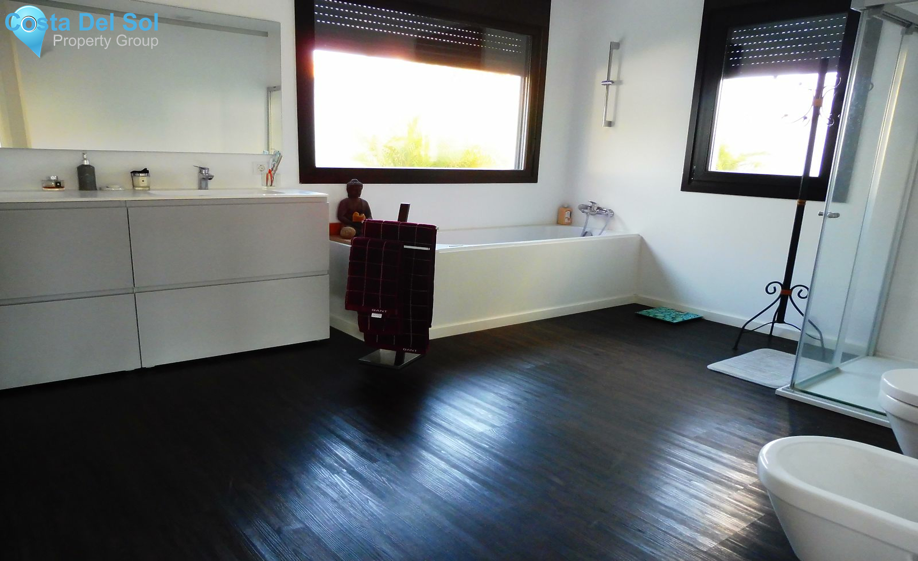 Detached Villa in Marbella-1535296
