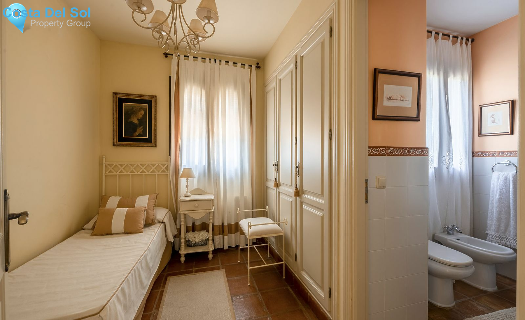 Detached Villa in Marbesa-1128858