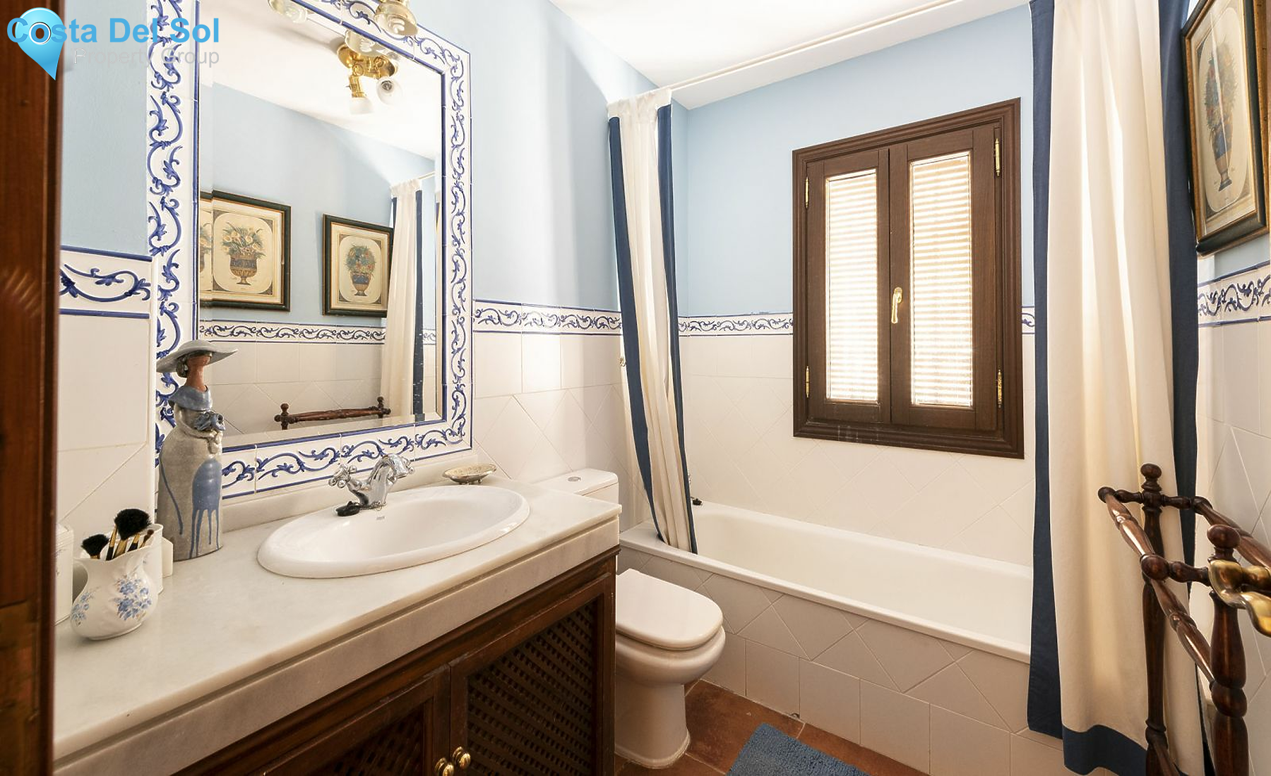 Detached Villa in Marbesa-1128860