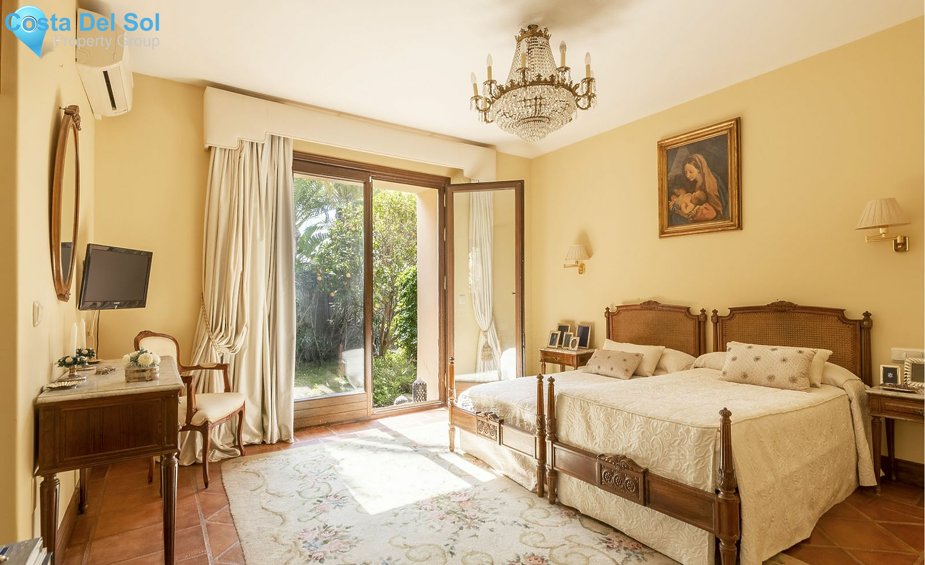 Detached Villa in Marbesa-1128857