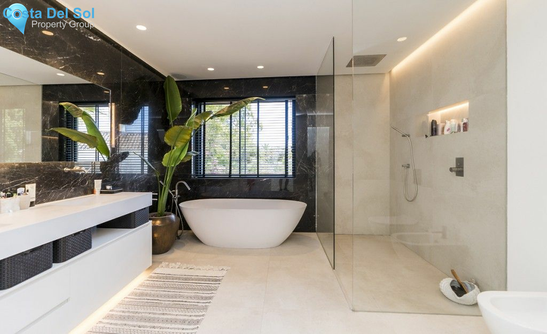 Detached Villa in Marbesa-1429563