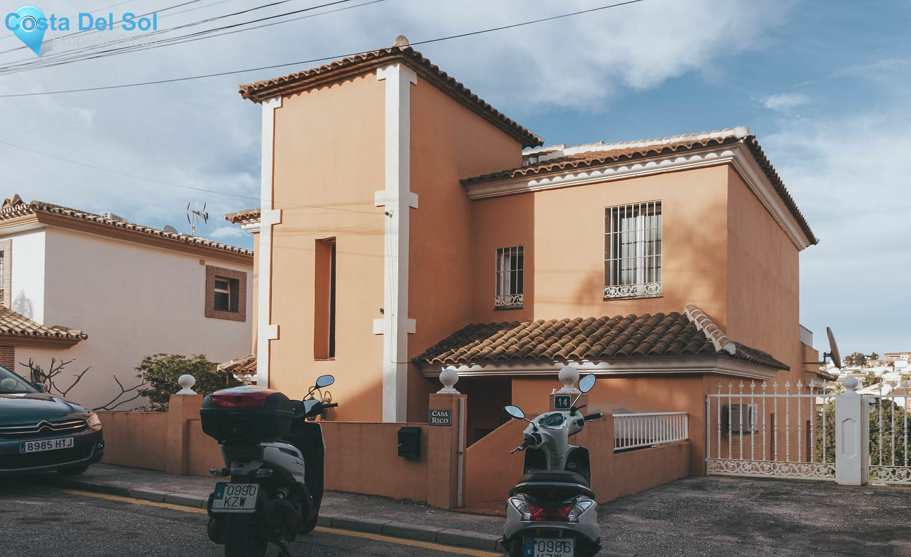 Detached Villa in Mijas Costa-1140325