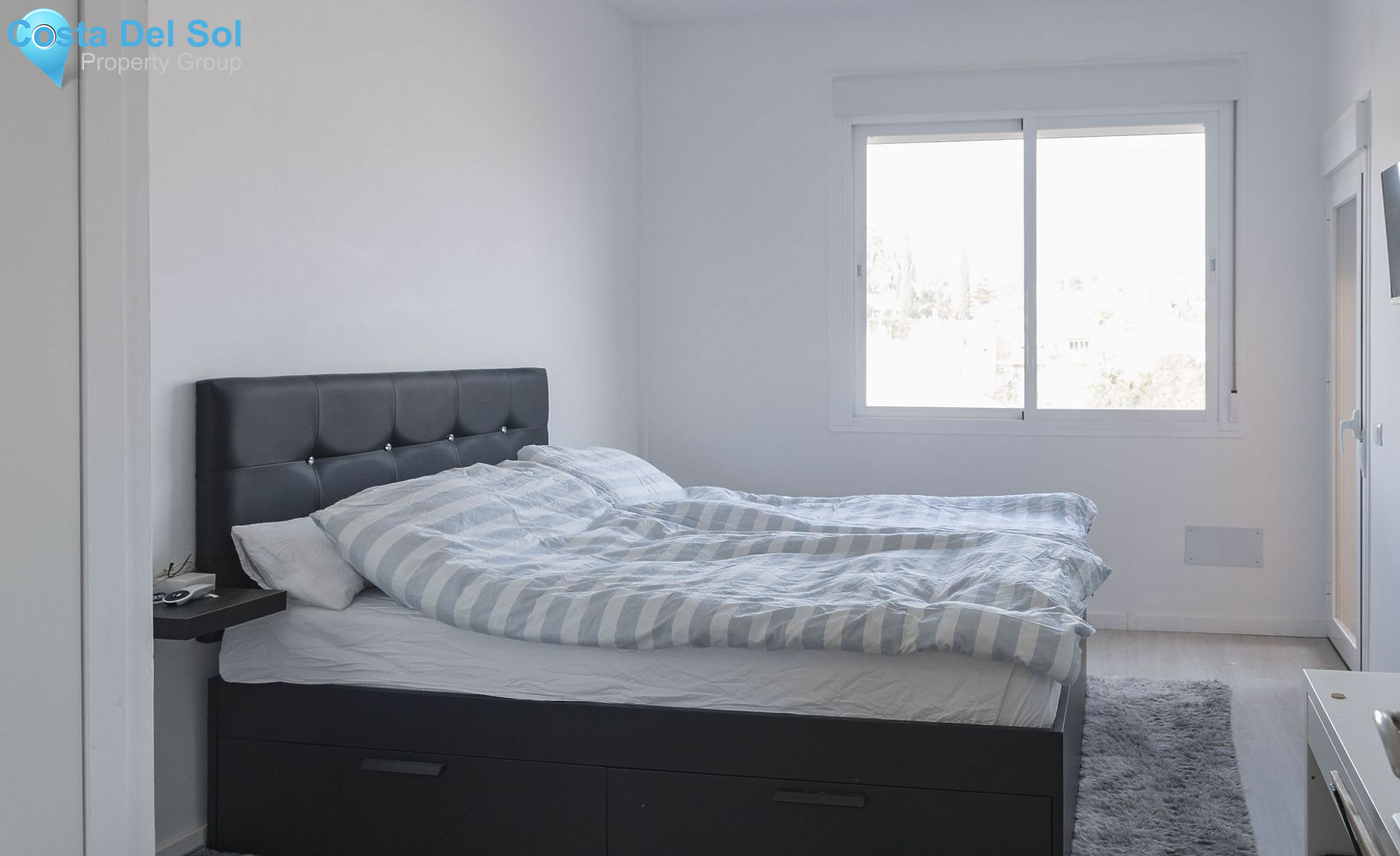 Detached Villa in Mijas Costa-1140338