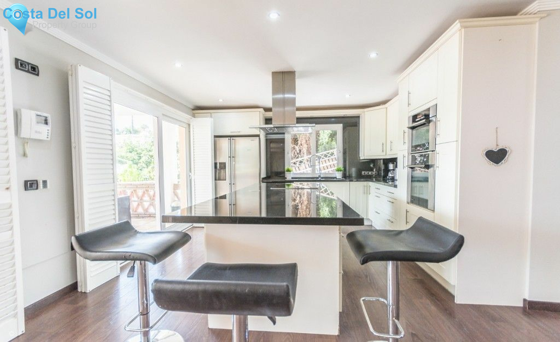 Detached Villa in Mijas Costa-1166876