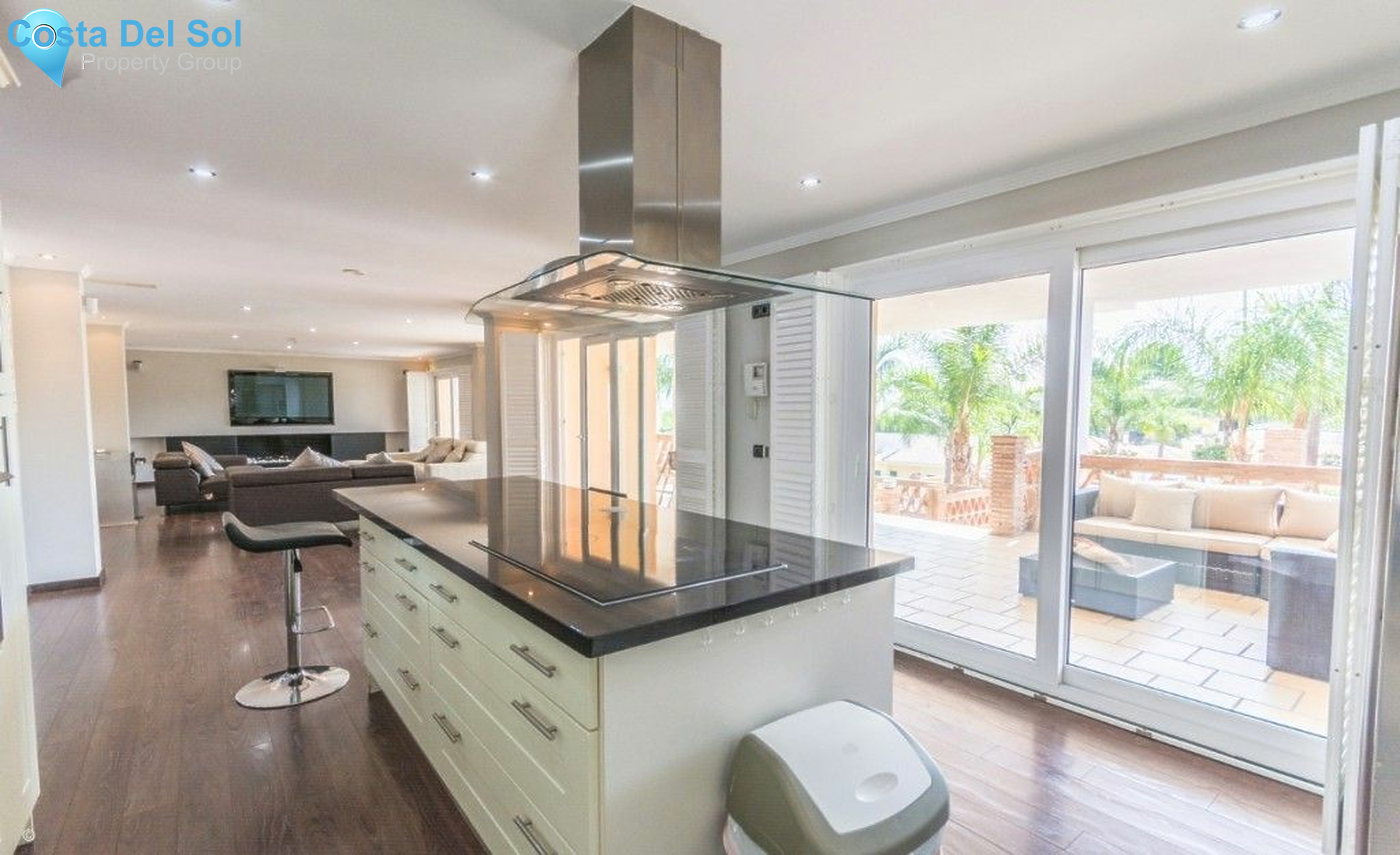 Detached Villa in Mijas Costa-1166877