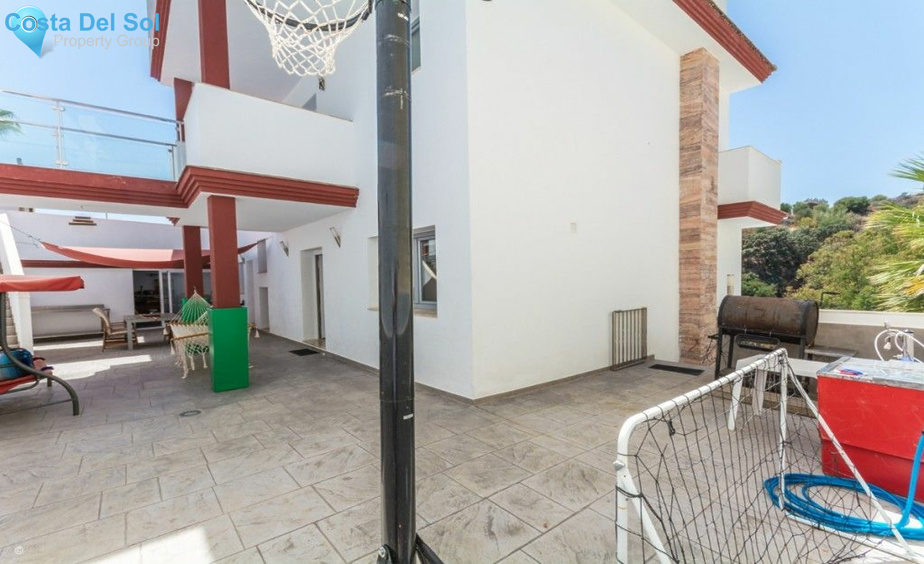 Detached Villa in Mijas Costa-1173248