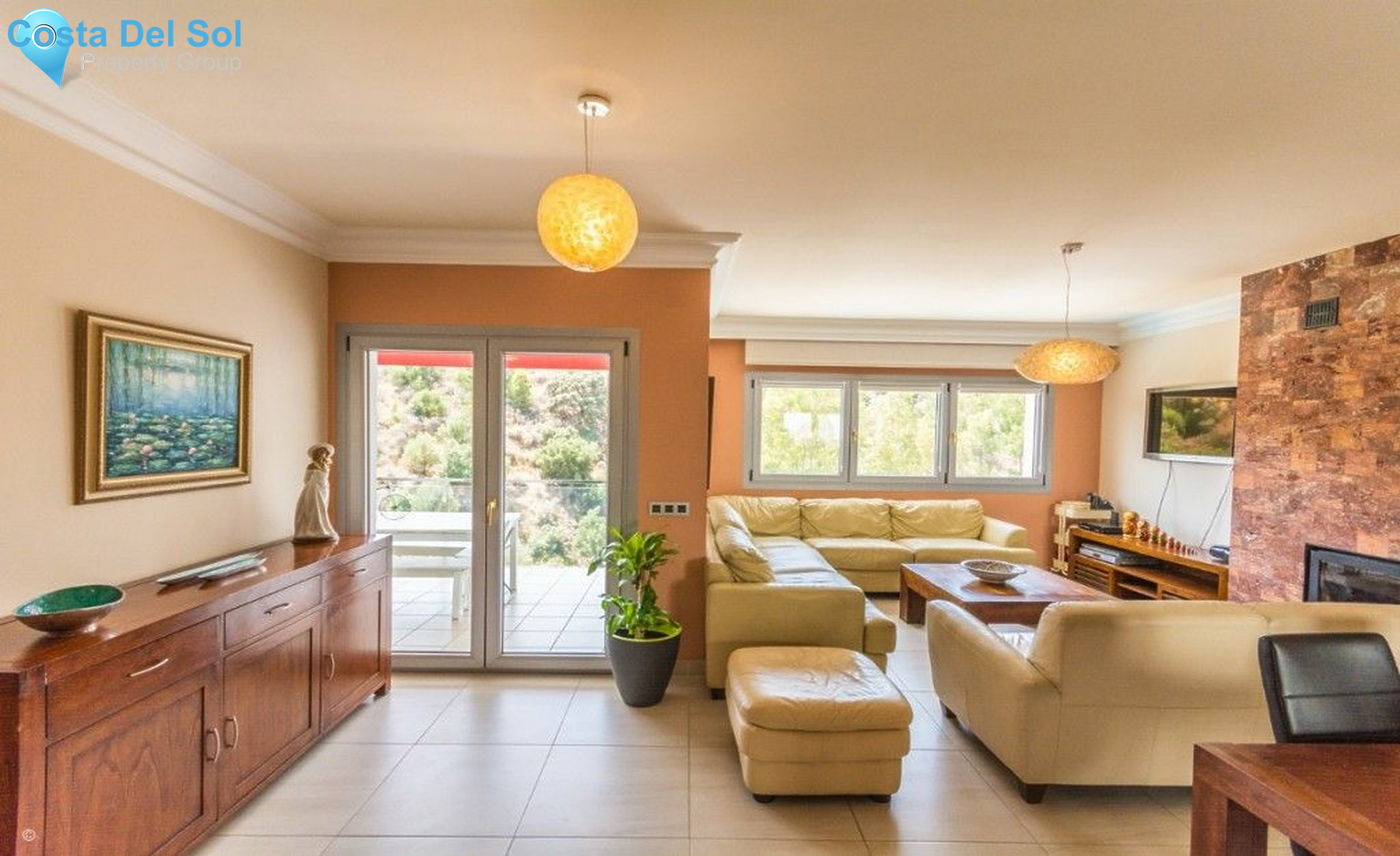 Detached Villa in Mijas Costa-1173252