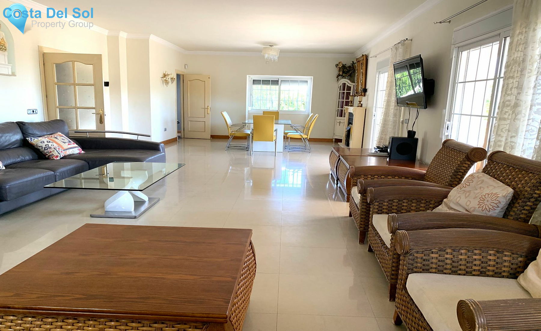 Detached Villa in Mijas Costa-1186786
