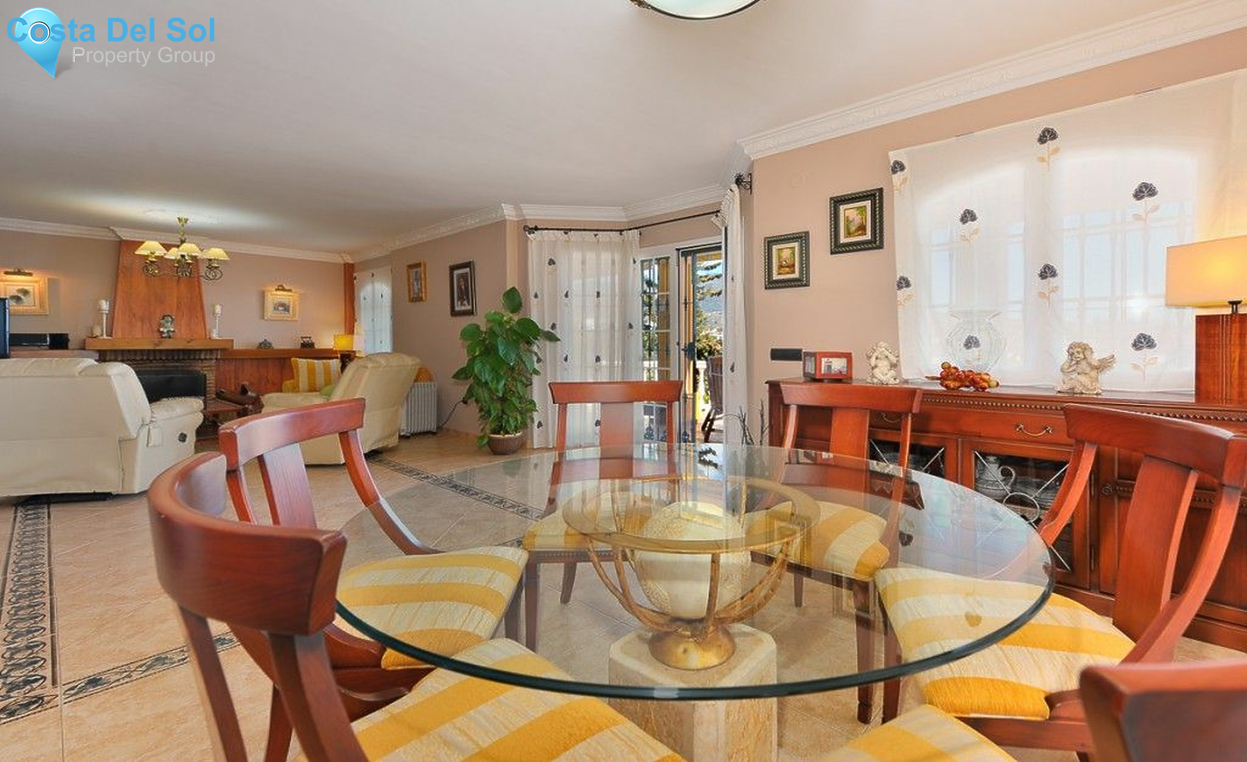 Detached Villa in Mijas Costa-1189095
