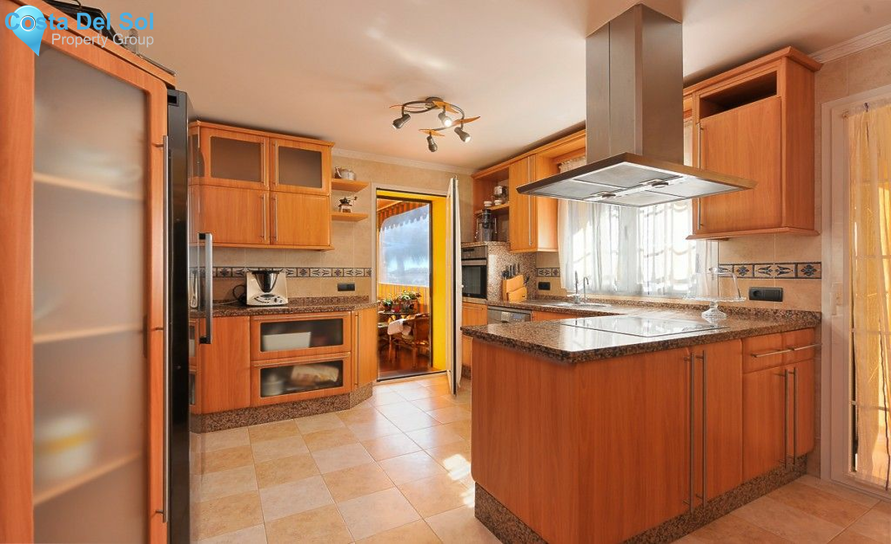 Detached Villa in Mijas Costa-1189096