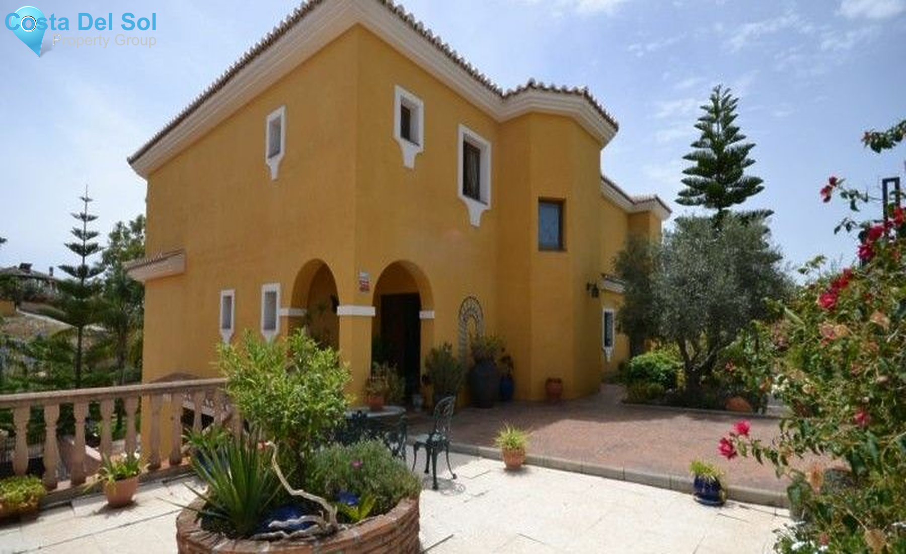Detached Villa in Mijas Costa-1195831