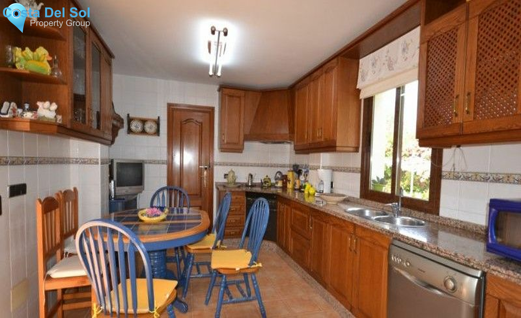 Detached Villa in Mijas Costa-1195843