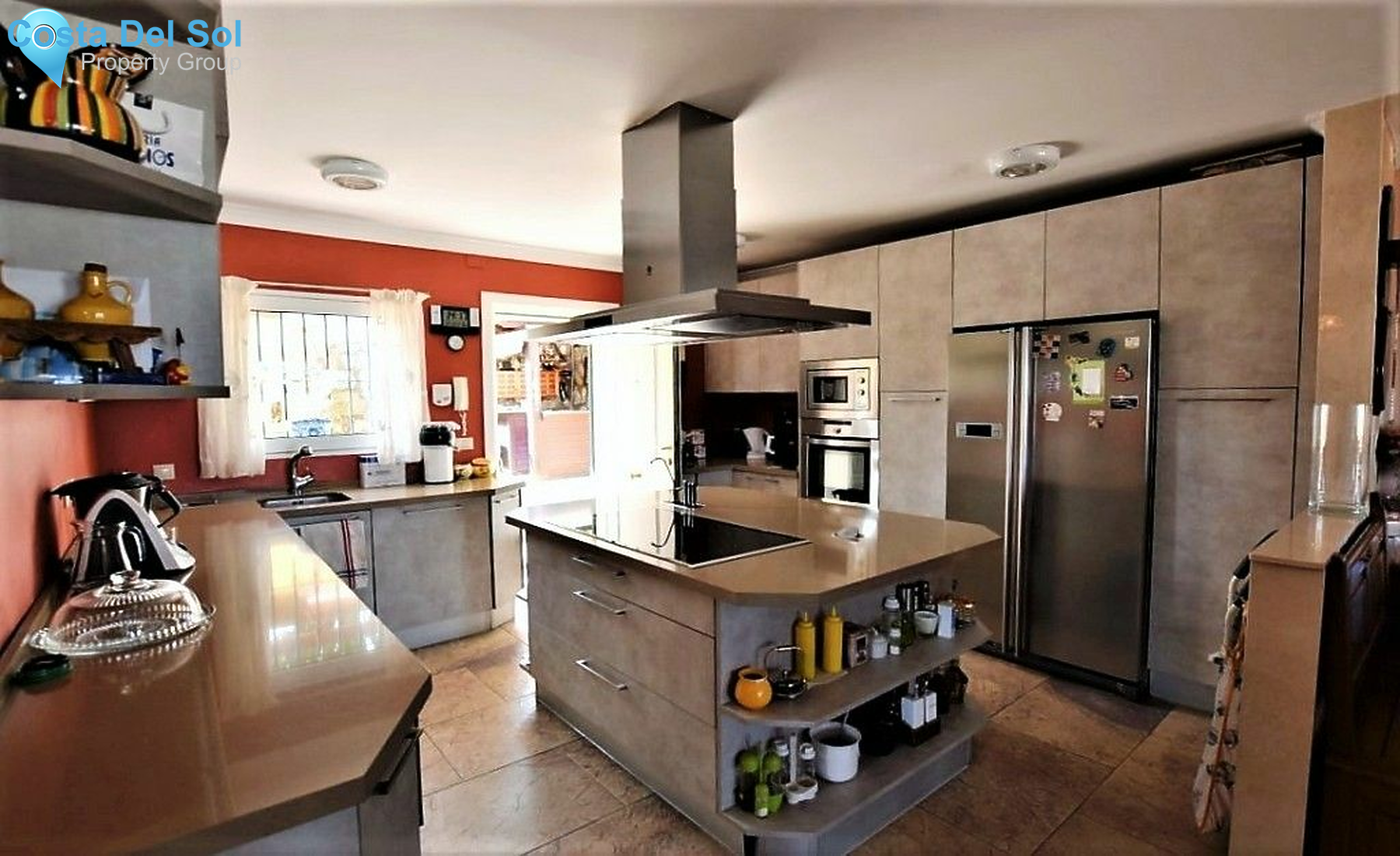 Detached Villa in Mijas Costa-1208949