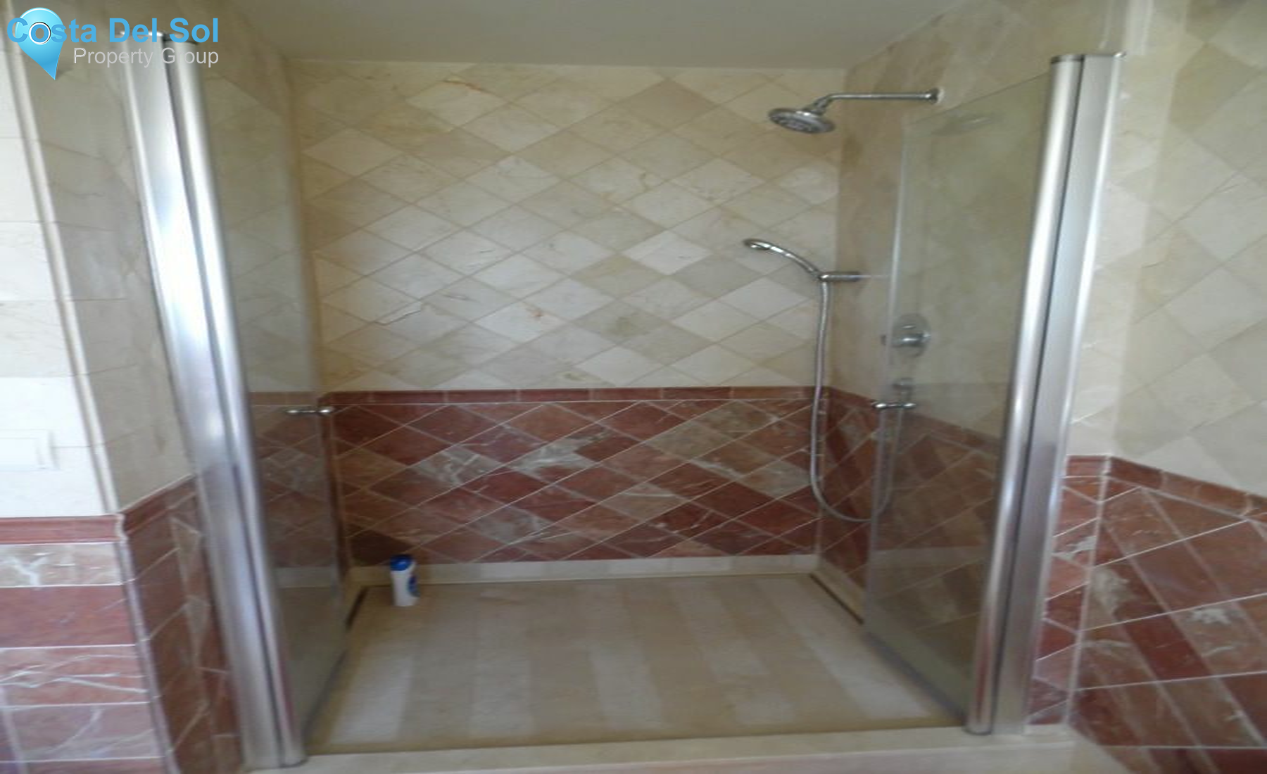 Detached Villa in Mijas Costa-1229192