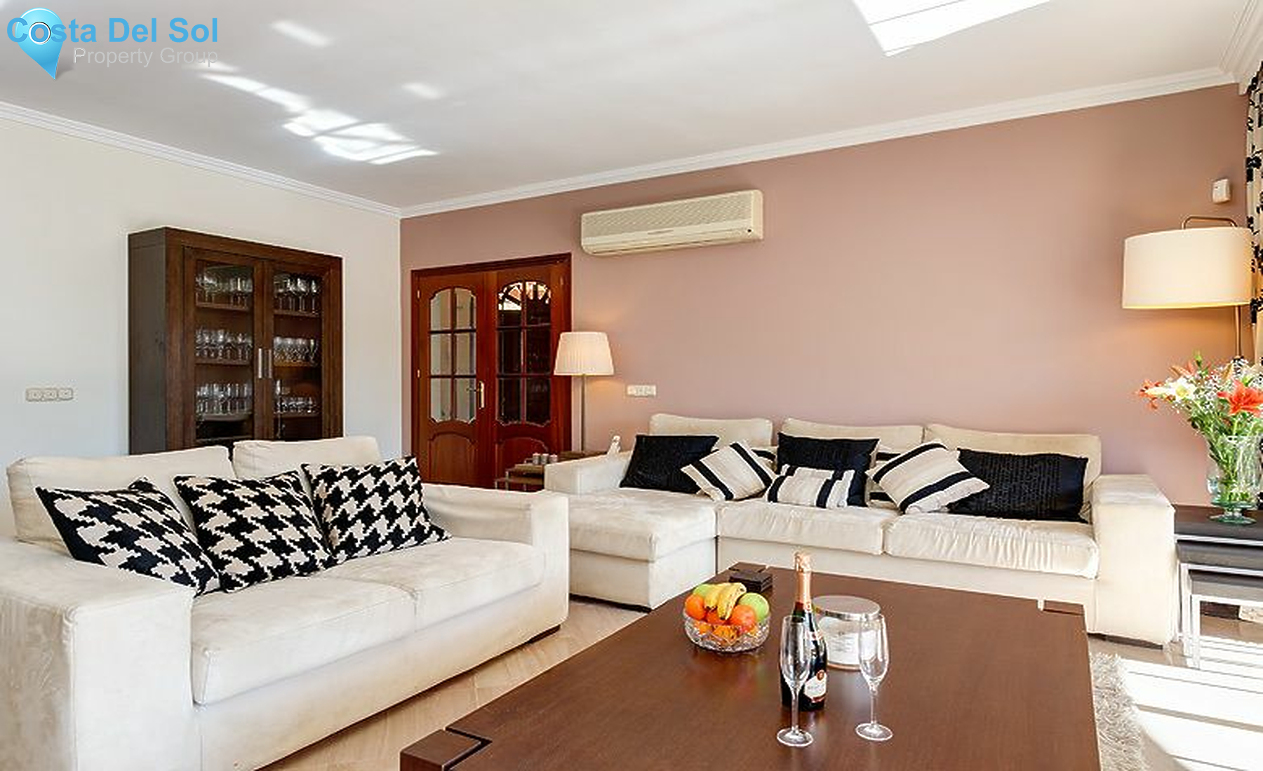 Detached Villa in Mijas Costa-1390814