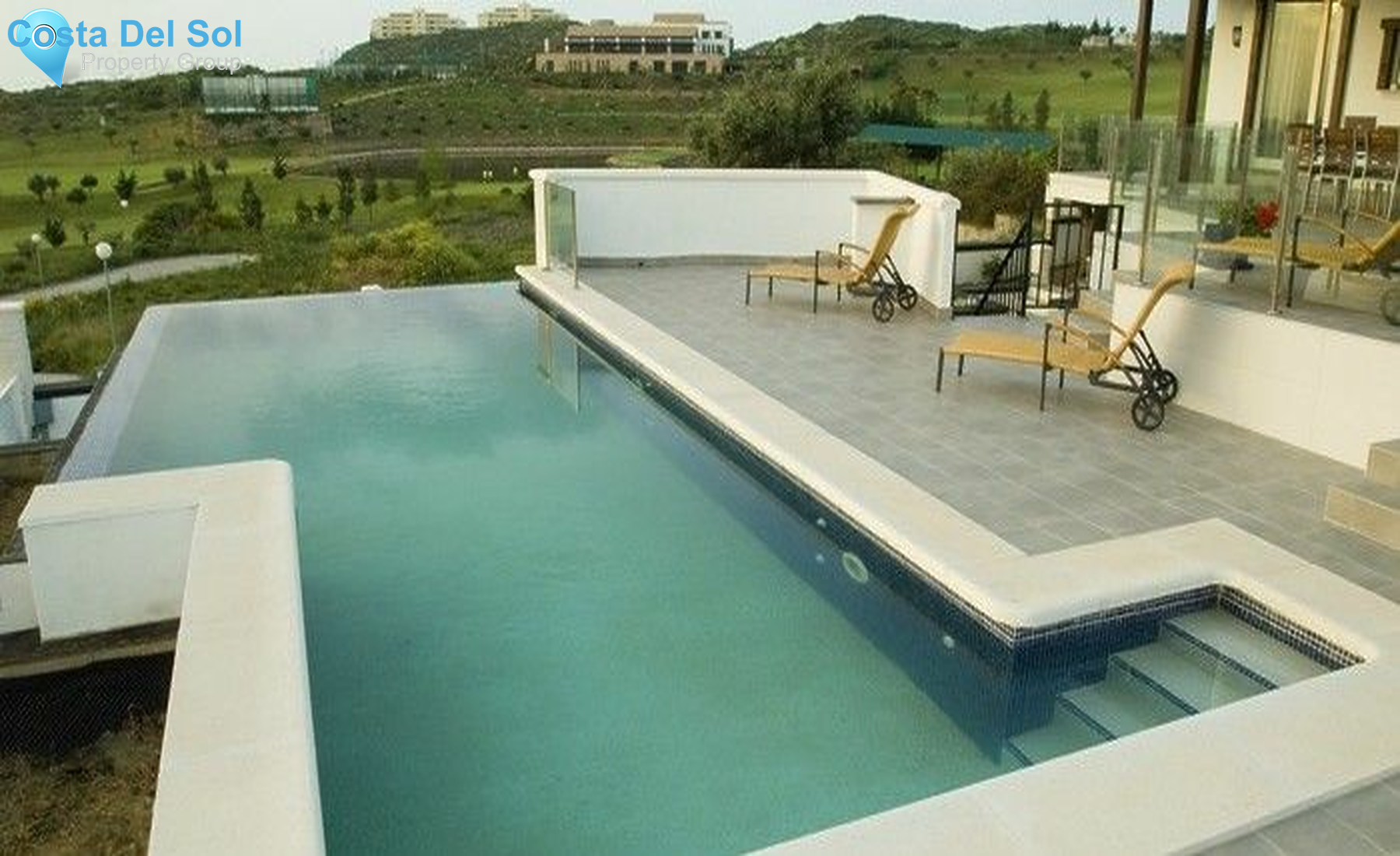 Detached Villa in Mijas Costa-1429802