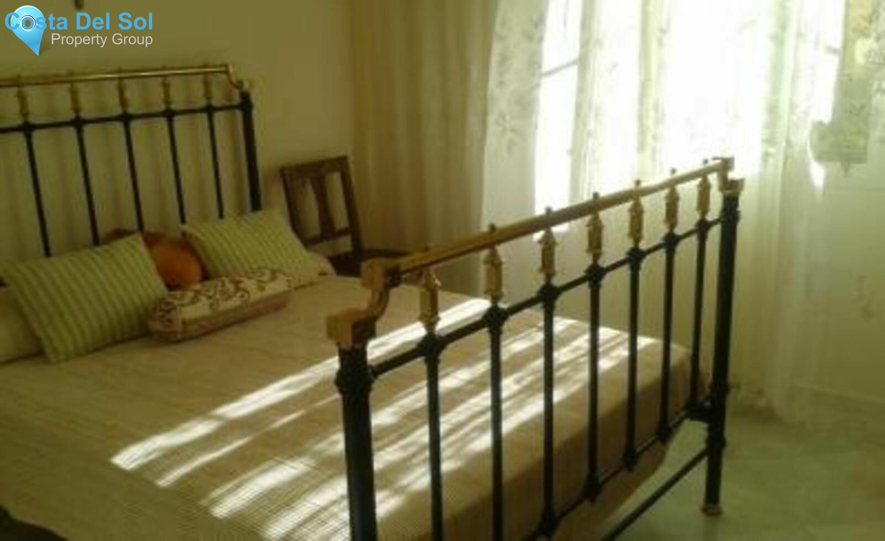Detached Villa in Mijas-1130095
